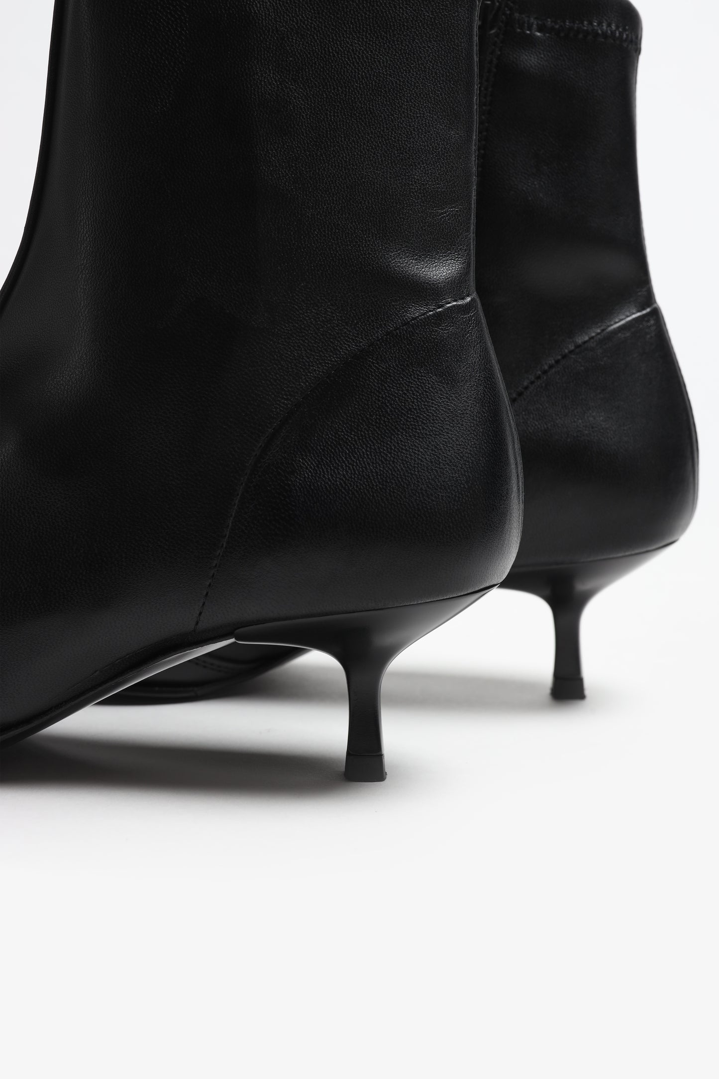 Ankle Boots in Schwarz Ladneri