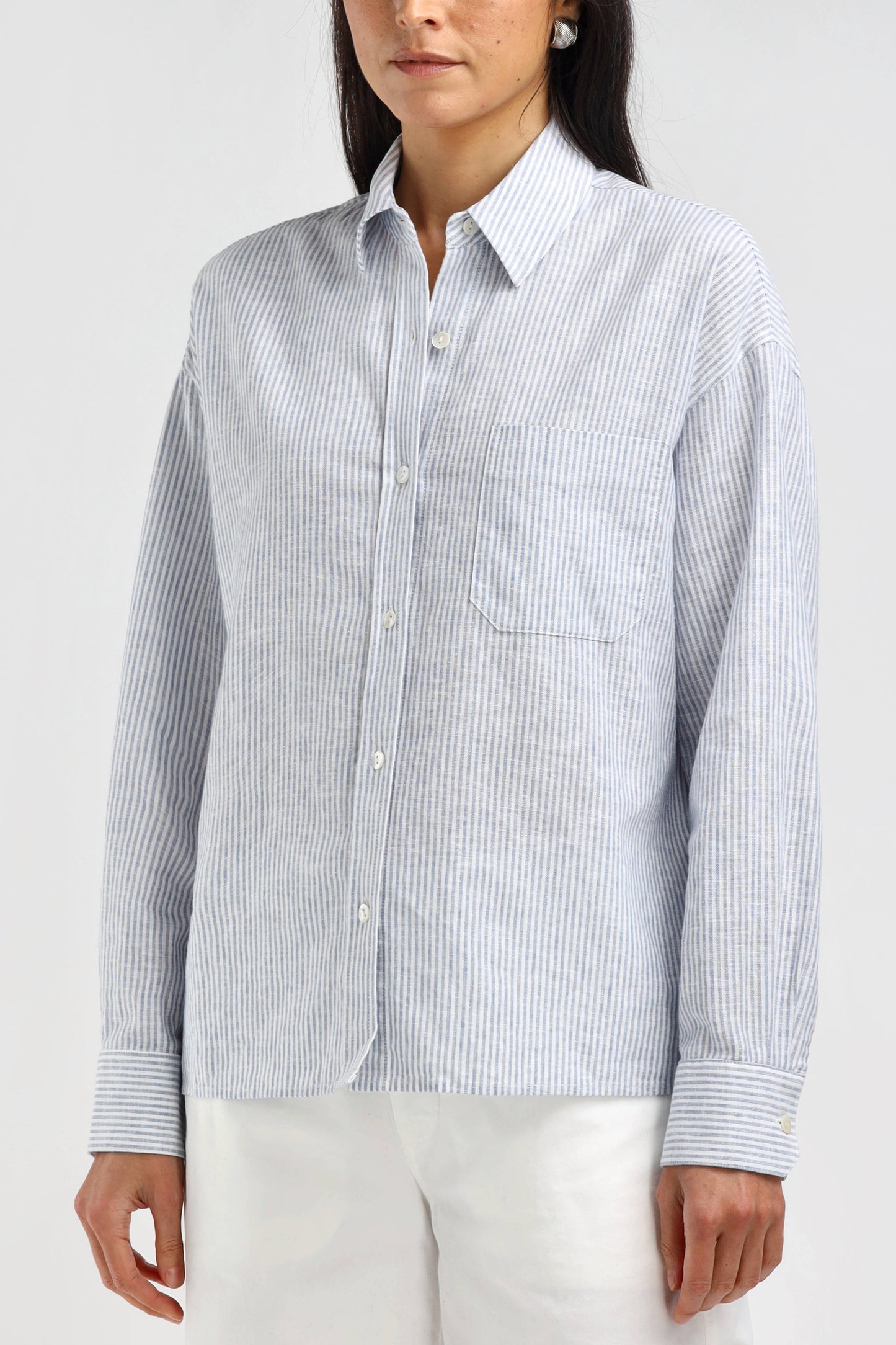 Bea Blouse in Light Blue/White – Ladneri