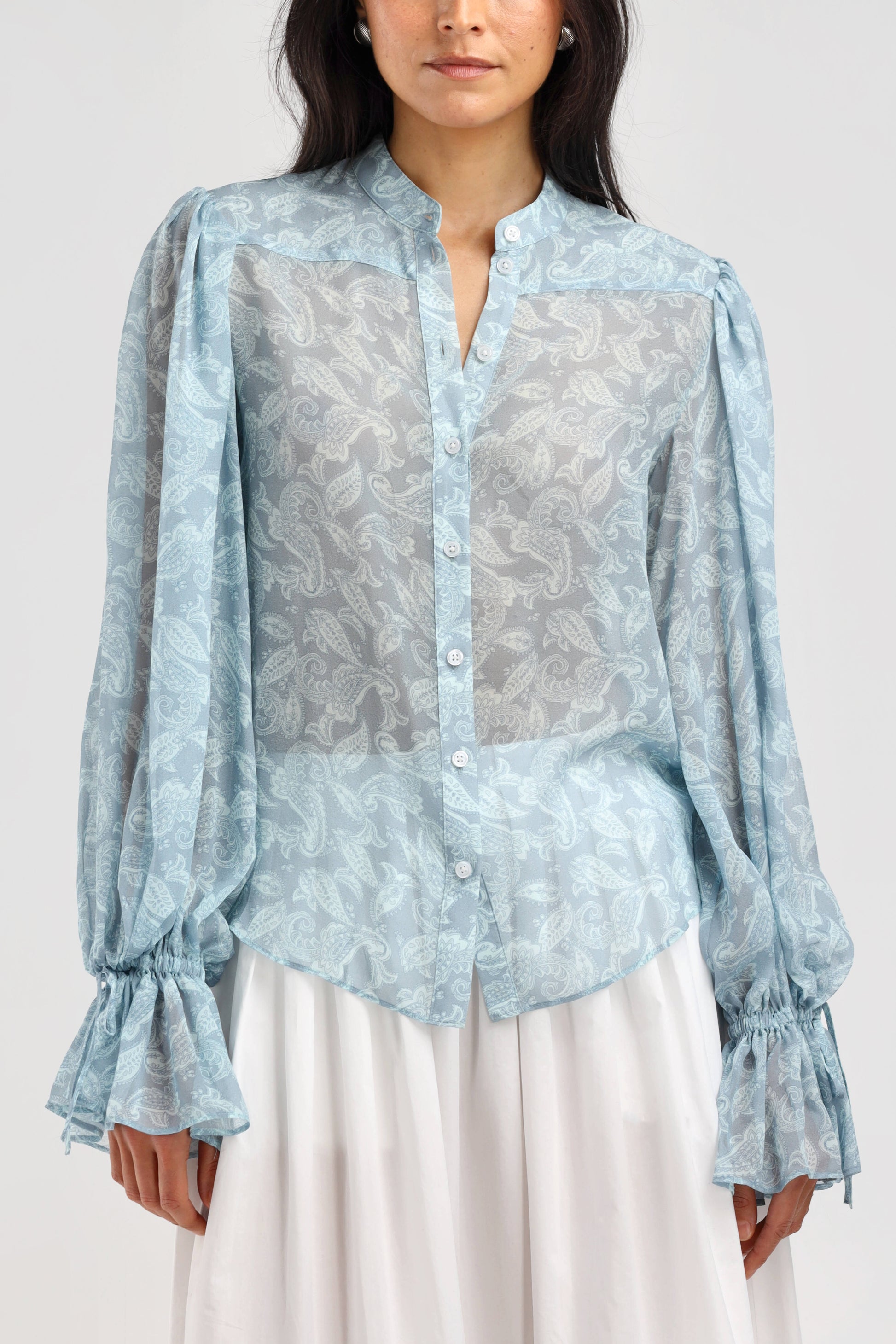 Elise Blouse in Blue Paisley – Ladneri 