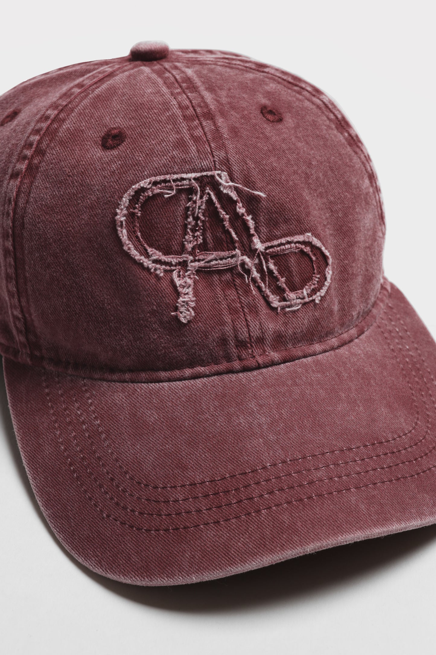 Cap Snake in Washed Bordeaux Ladneri