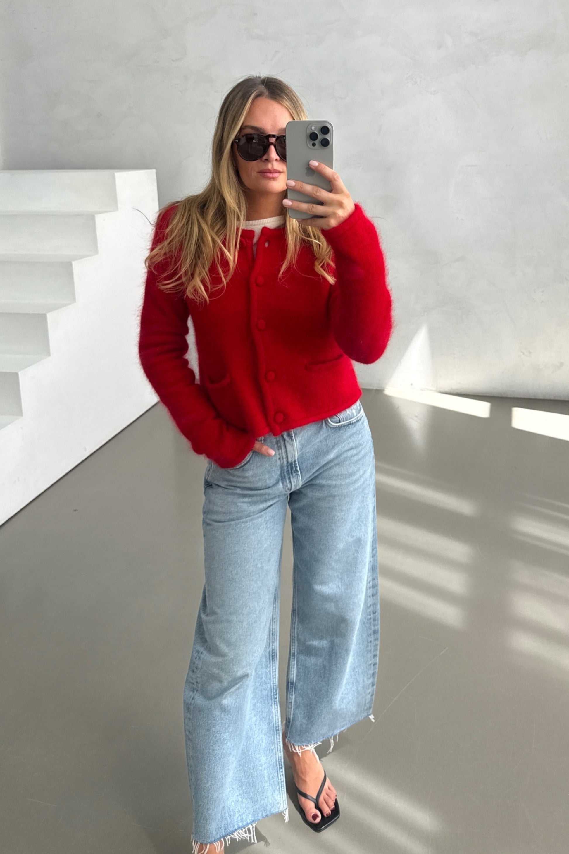 Cardigan Frame in Cranberry Ladneri