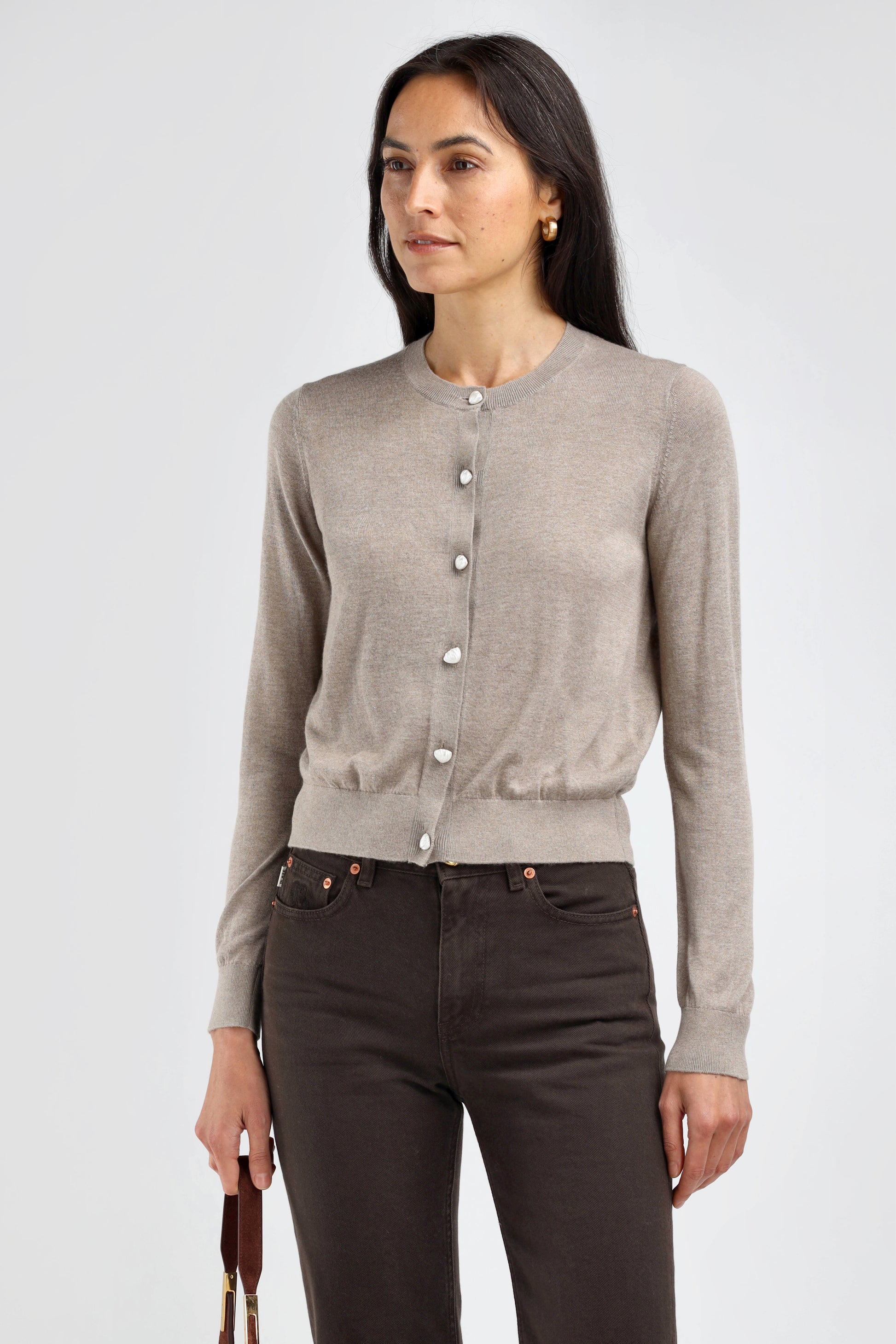 Gigi Cardigan in Taupe – Ladneri 