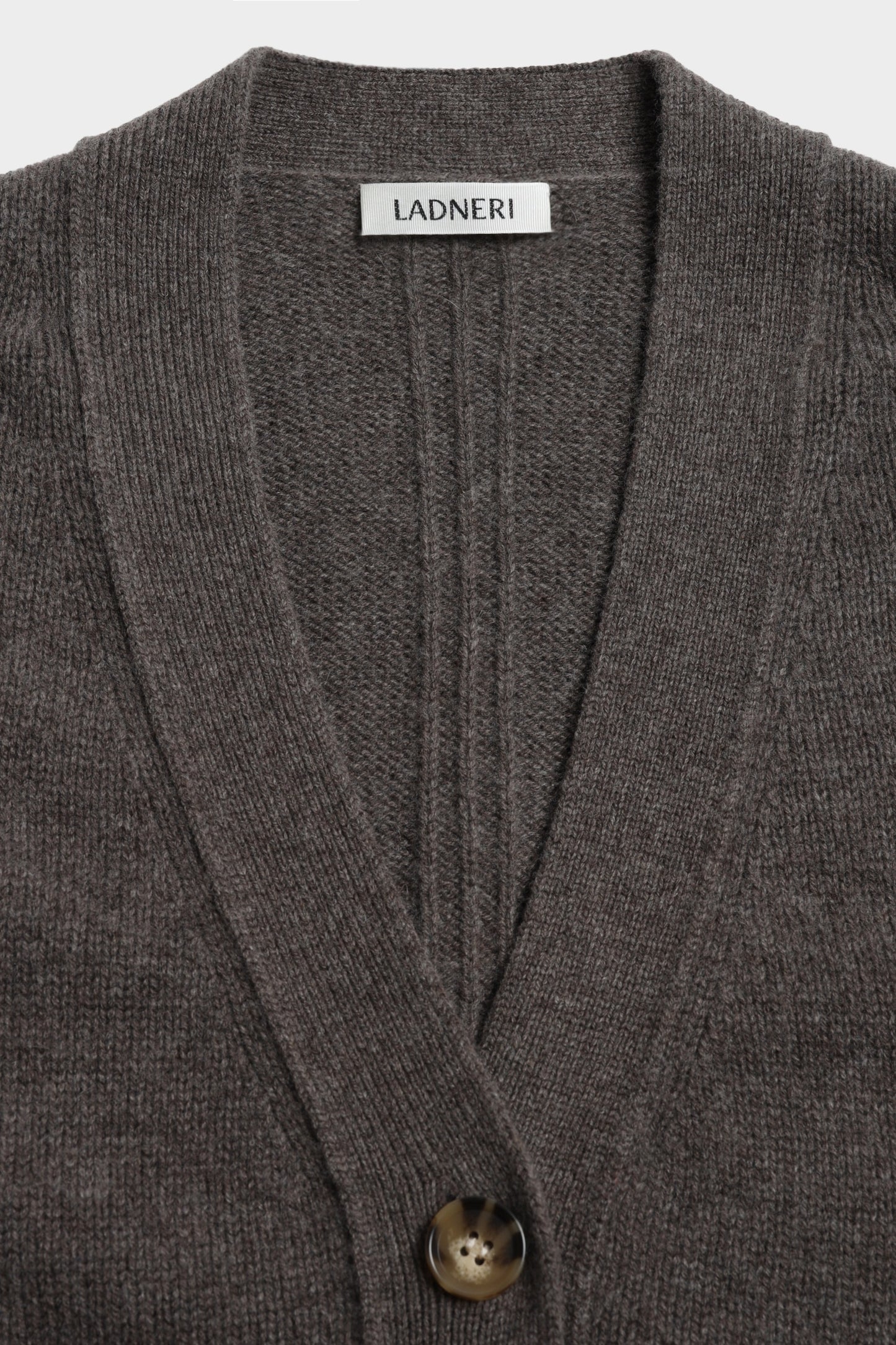 Cardigan Luce in Truffle Ladneri