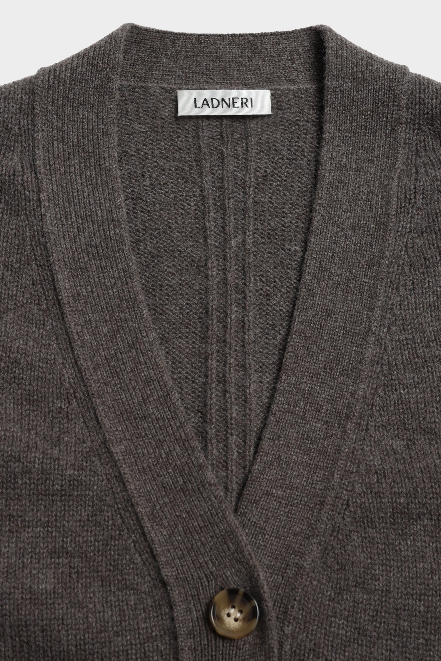 Cardigan Luce in Truffle Ladneri