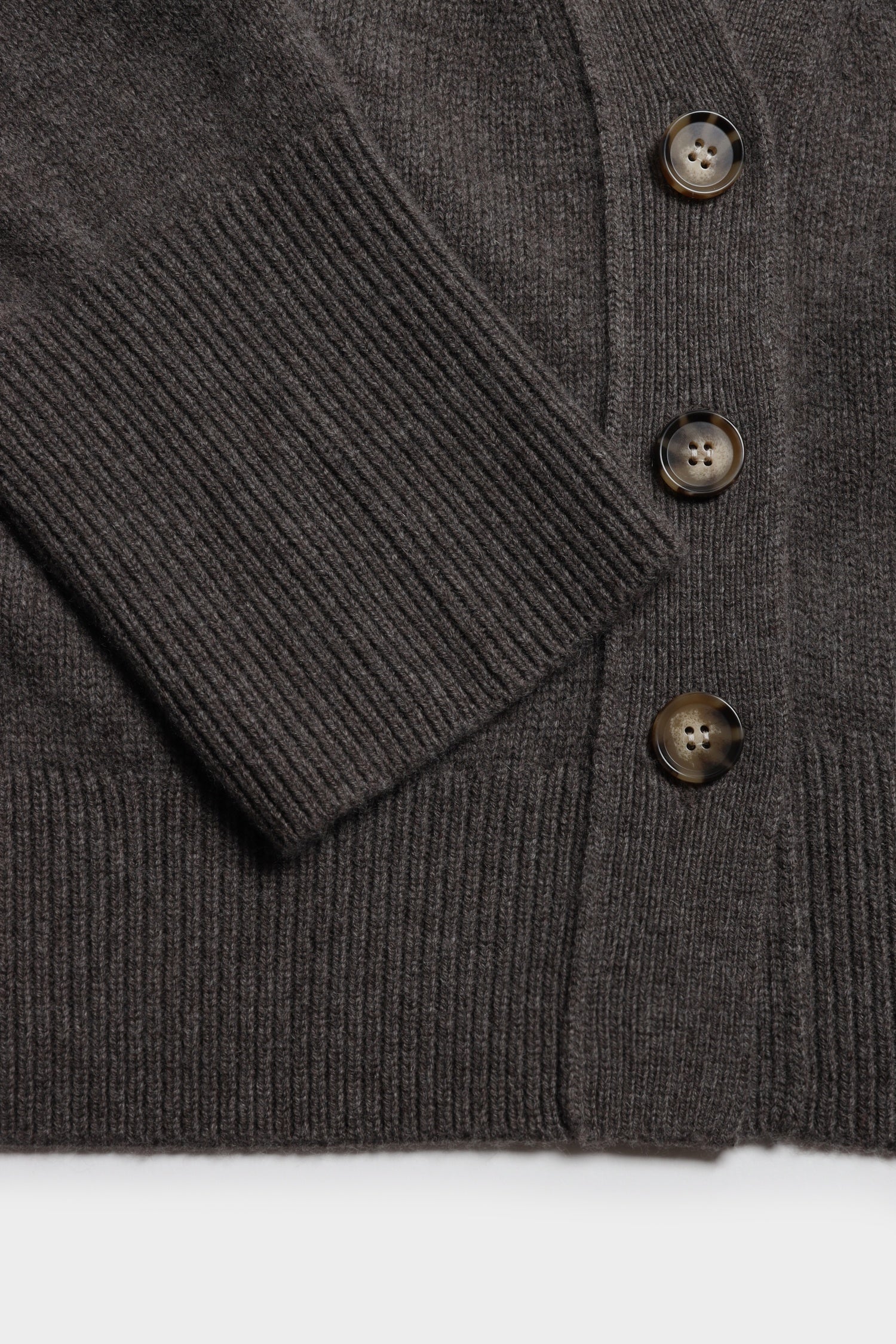 Cardigan Luce in Truffle Ladneri