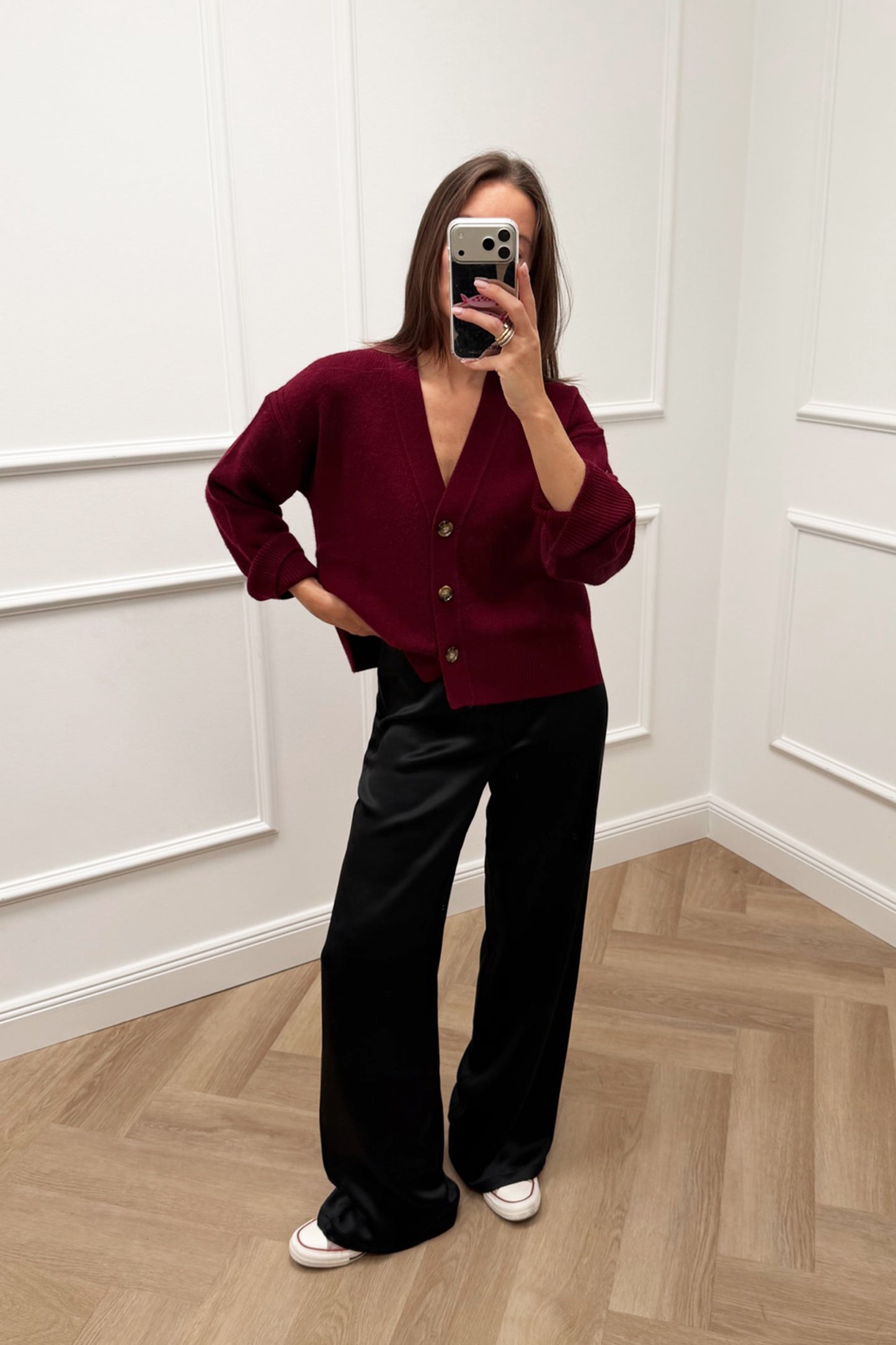 Cardigan Luce in Wine