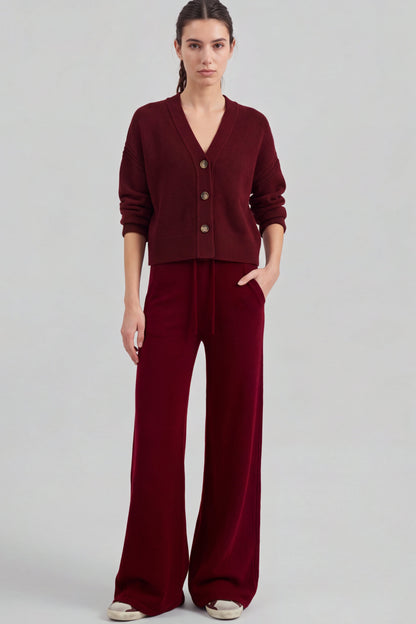 Cardigan Luce in Wine Ladneri – Model ist 1,78 m groß und trägt Gr. S