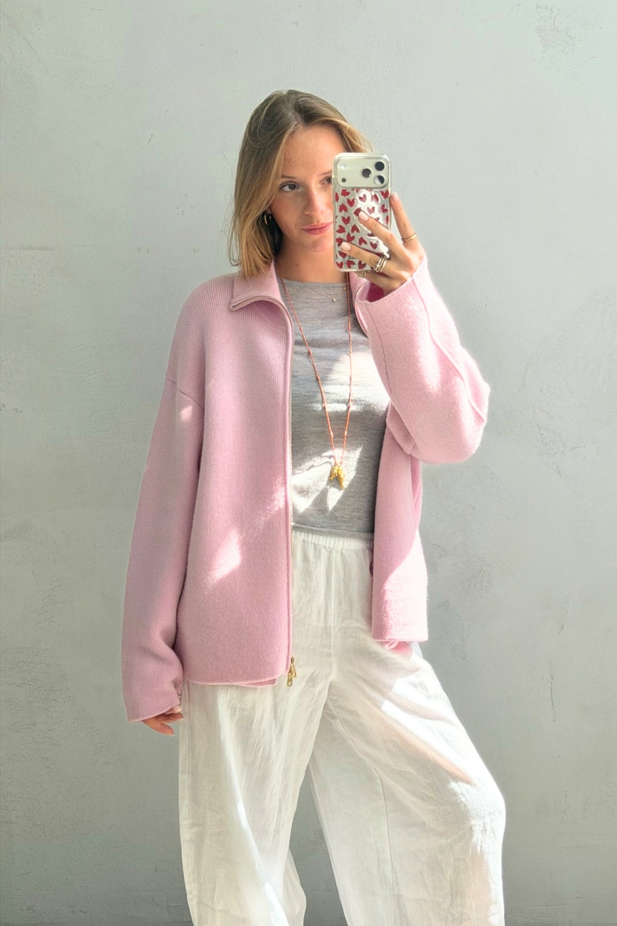 Cardigan Melua in Winter Rose Ladneri