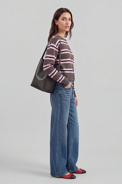 Cardigan Noemi in Pink Striped Ladneri – Model ist 1,78 m groß und trägt Gr. S