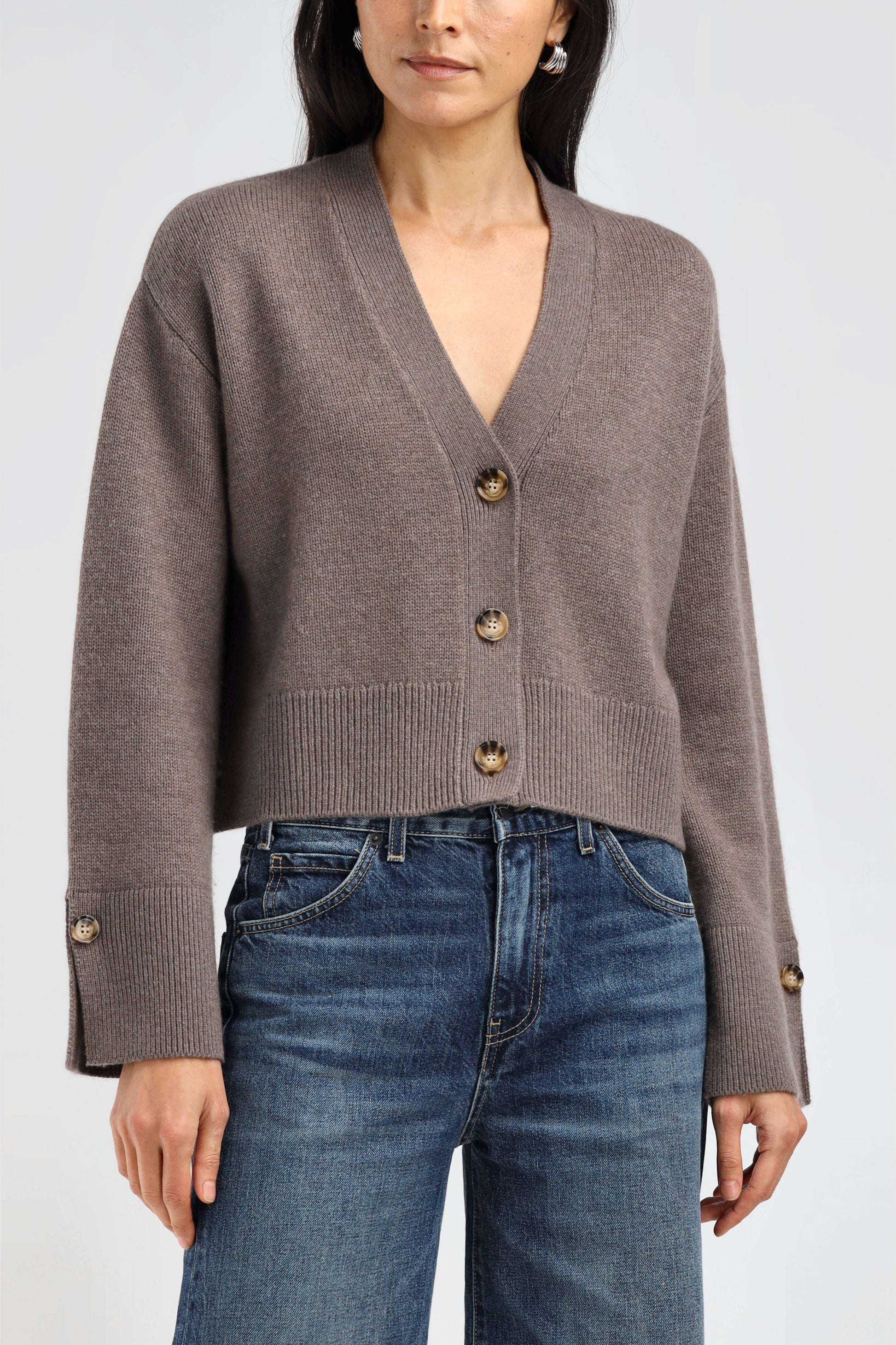 Palais Cardigan in Brown by Ladneri - Anita Hass