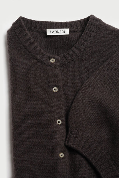 Cardigan Poupette in Cacao Noir Ladneri