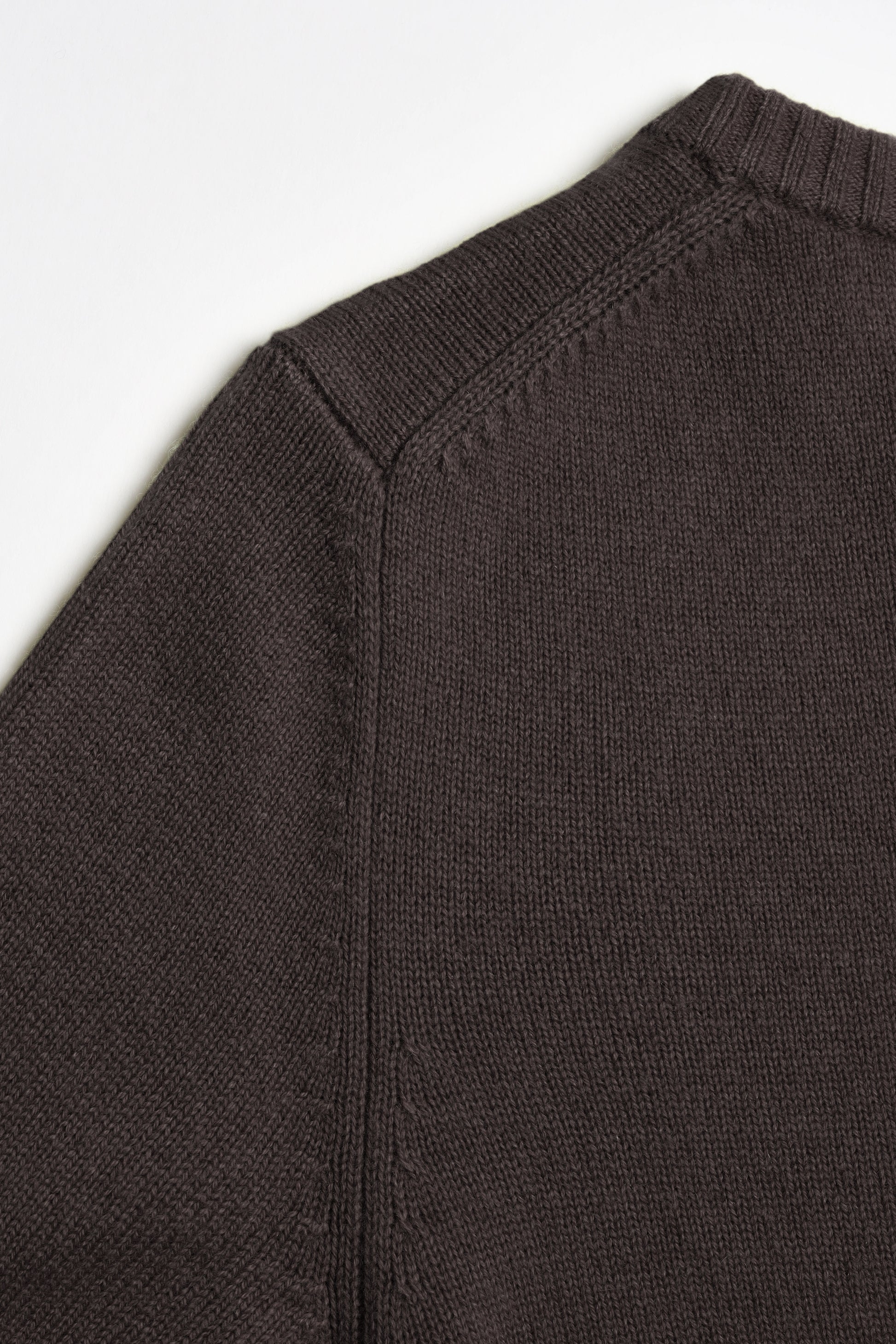 Cardigan Poupette in Cacao Noir Ladneri