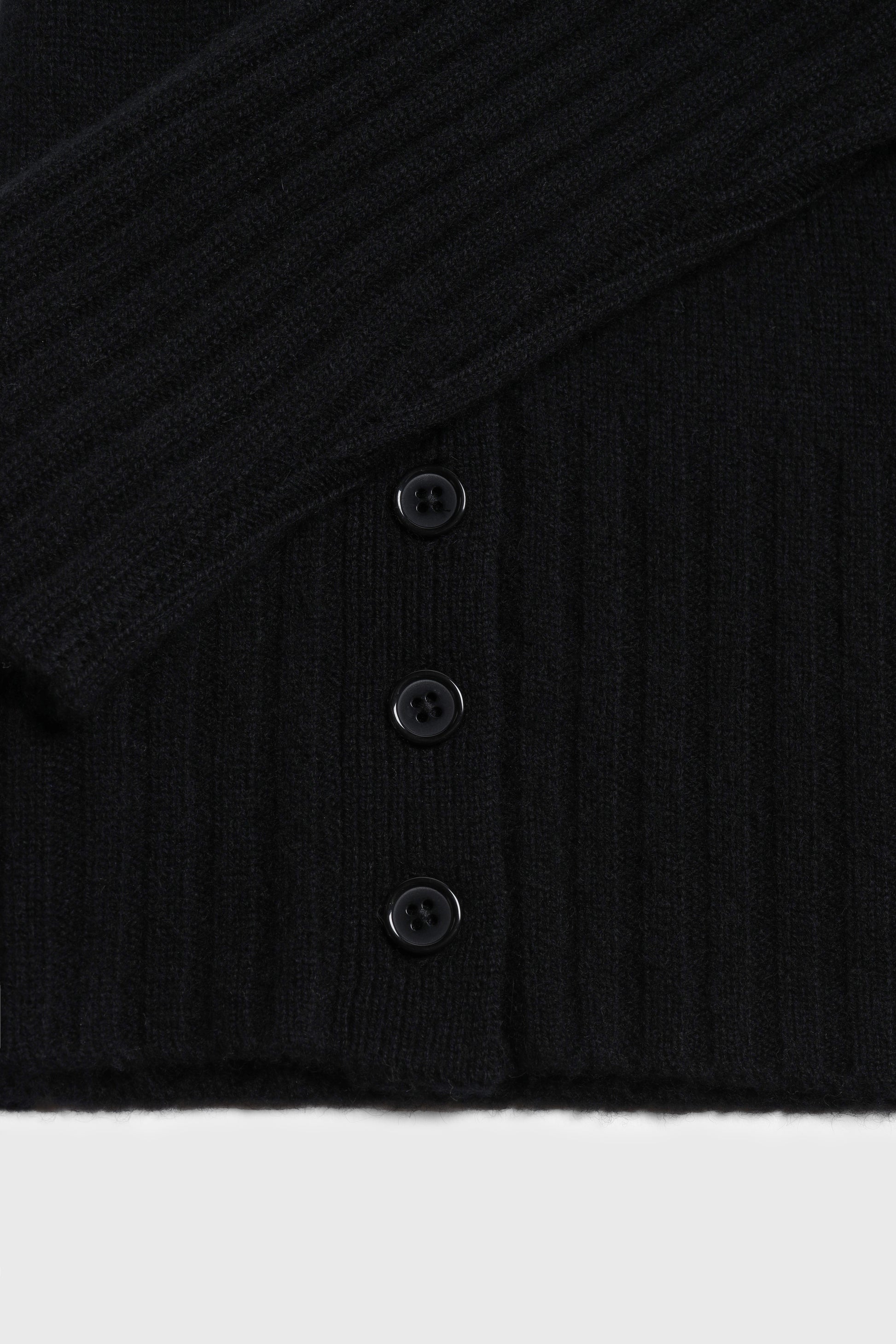 Cardigan Samine in Schwarz Ladneri