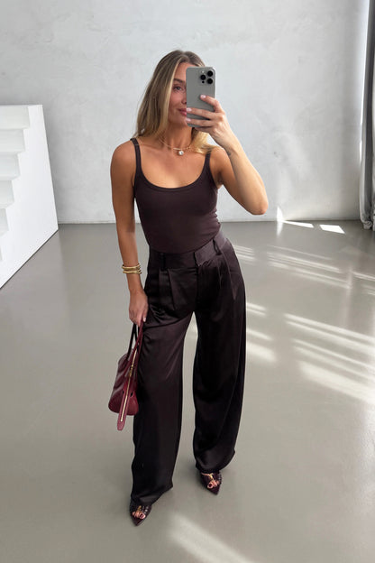 Hose Vire in Dunkelbraun Ladneri