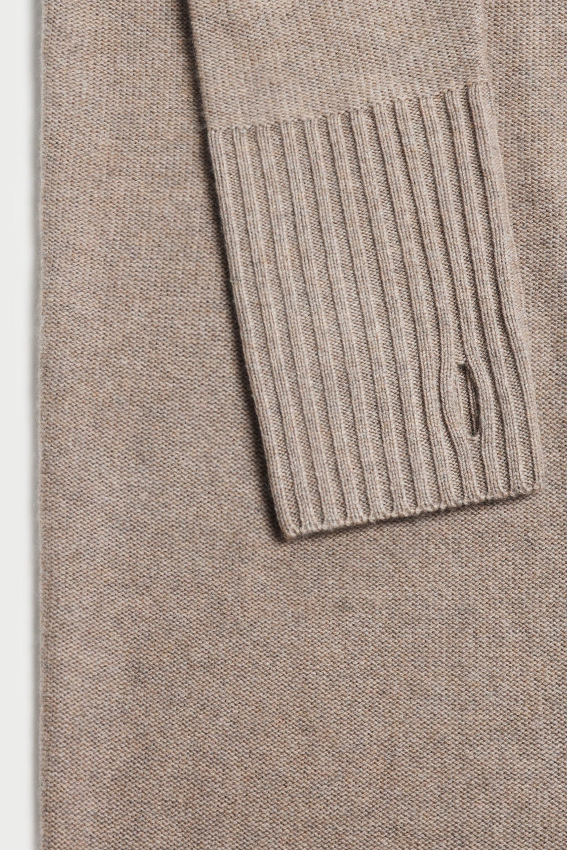 Dress Hamptons in Taupe