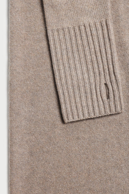 Dress Hamptons in Taupe