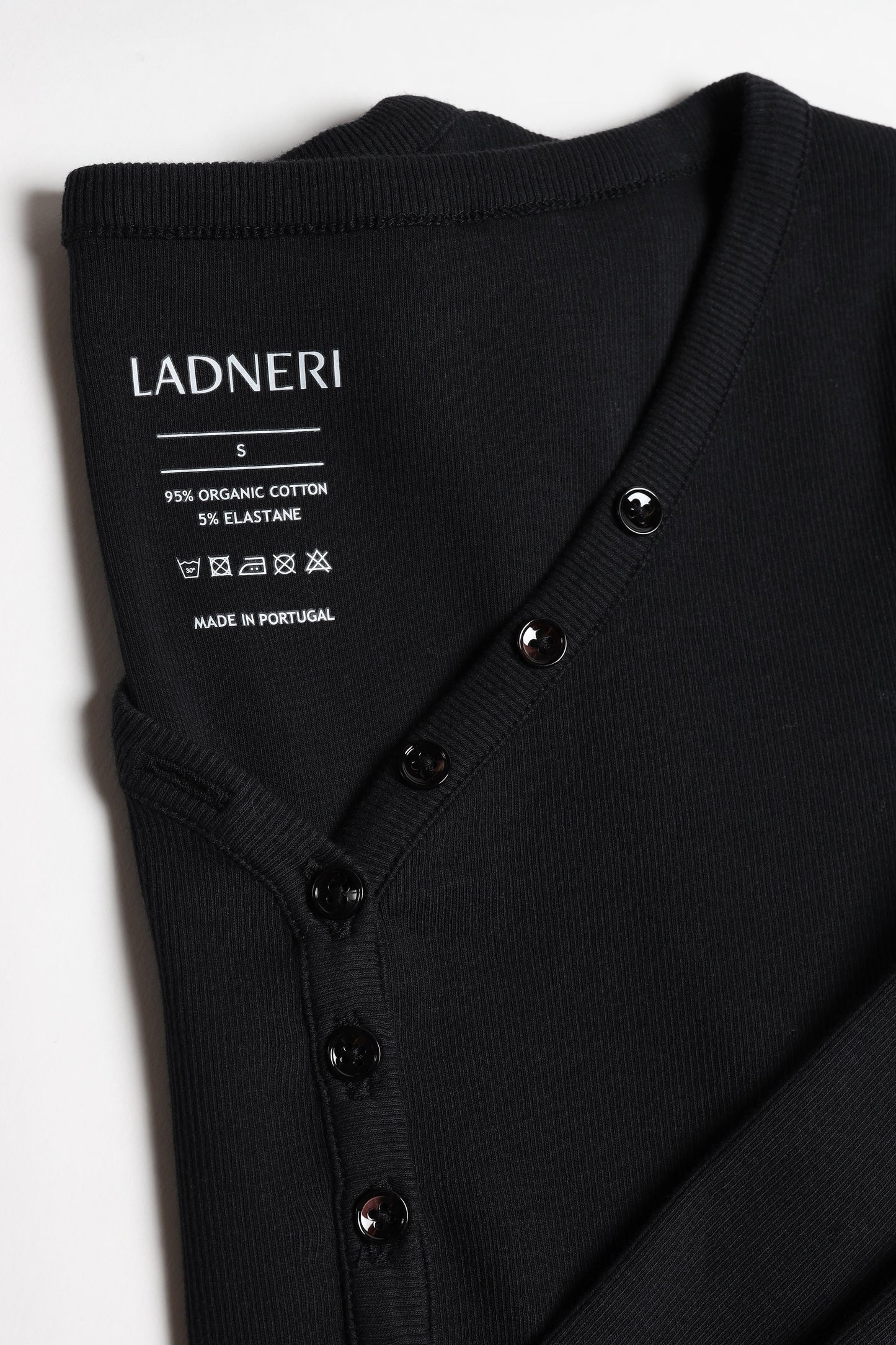 Maglietta a maniche lunghe Greta in nero Ladneri - Anita Hass