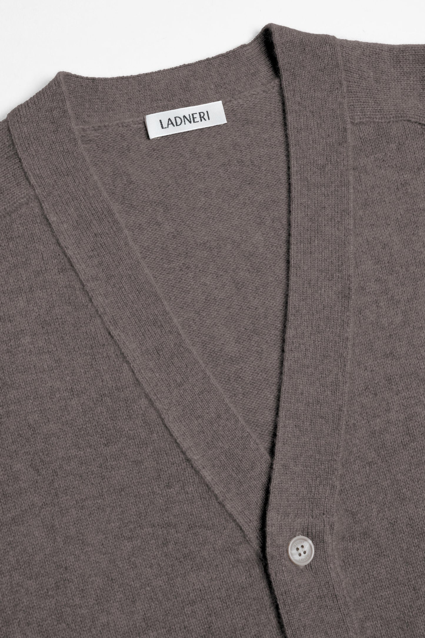Cardigan Jimmy en marron foncé chiné - Ladneri Men - Anita Hass