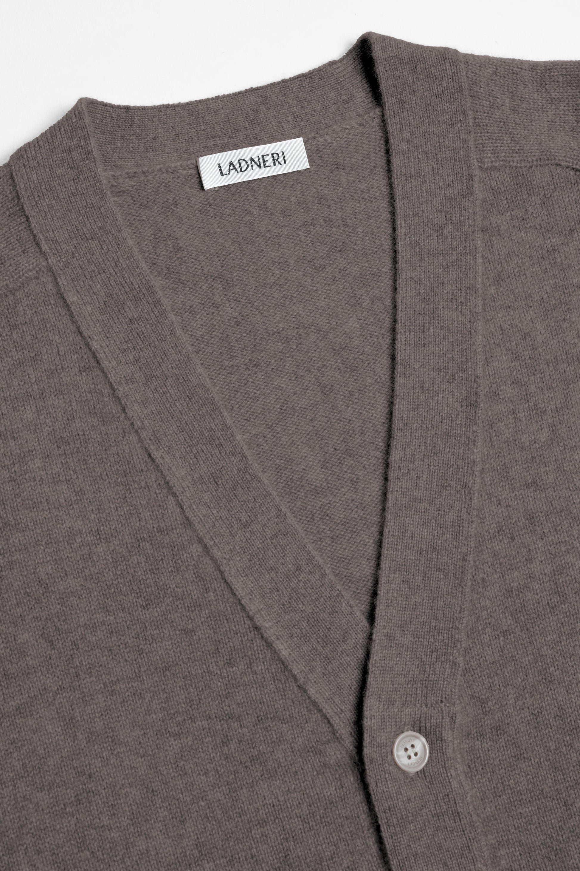 Cardigan Jimmy en marron foncé chiné - Ladneri Men - Anita Hass