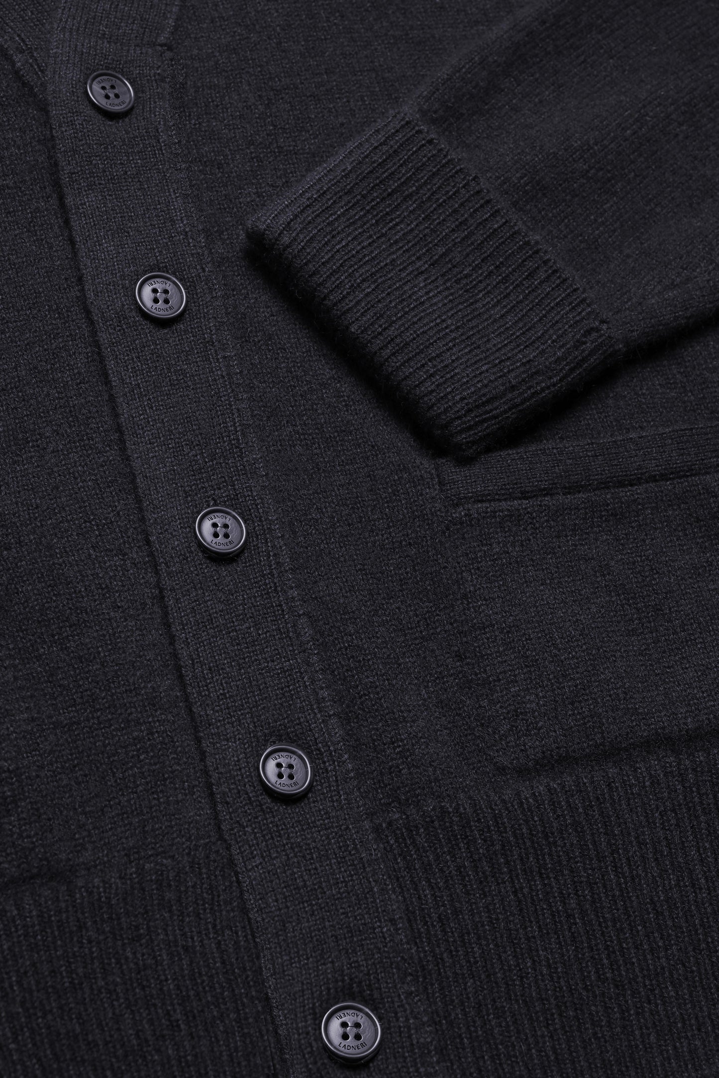Jimmy Cardigan in Navy, Ladneri Men - Anita Hass