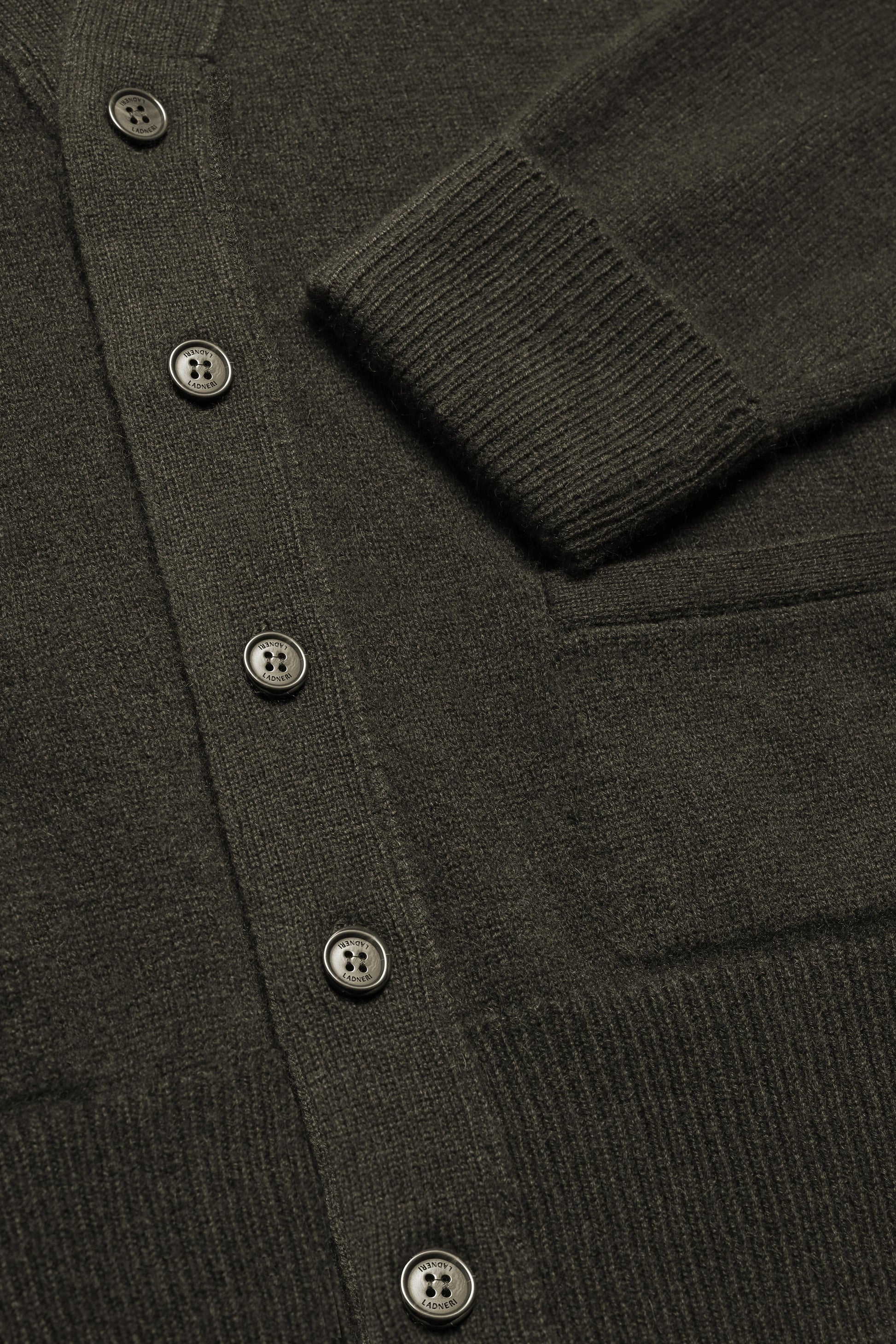 Jimmy Cardigan in Olive, Ladneri Men - Anita Hass