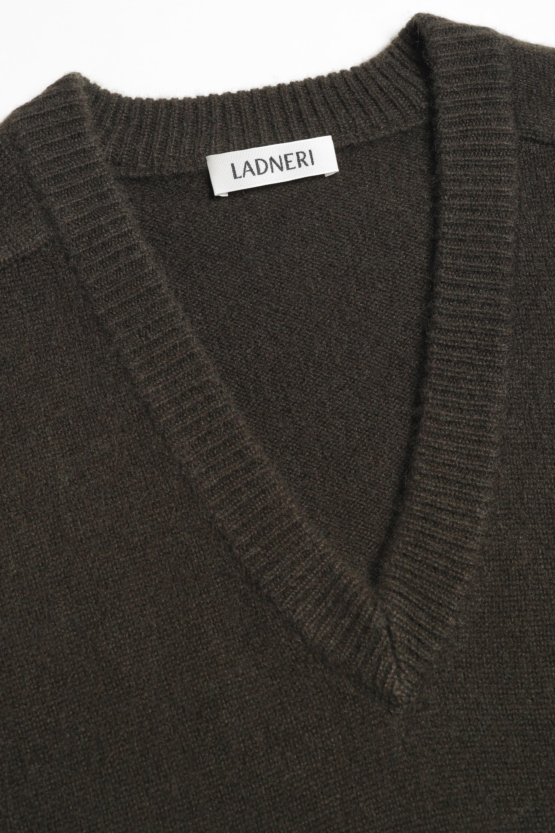 Jersey Joey en color oliva de Ladneri Men - Anita Hass