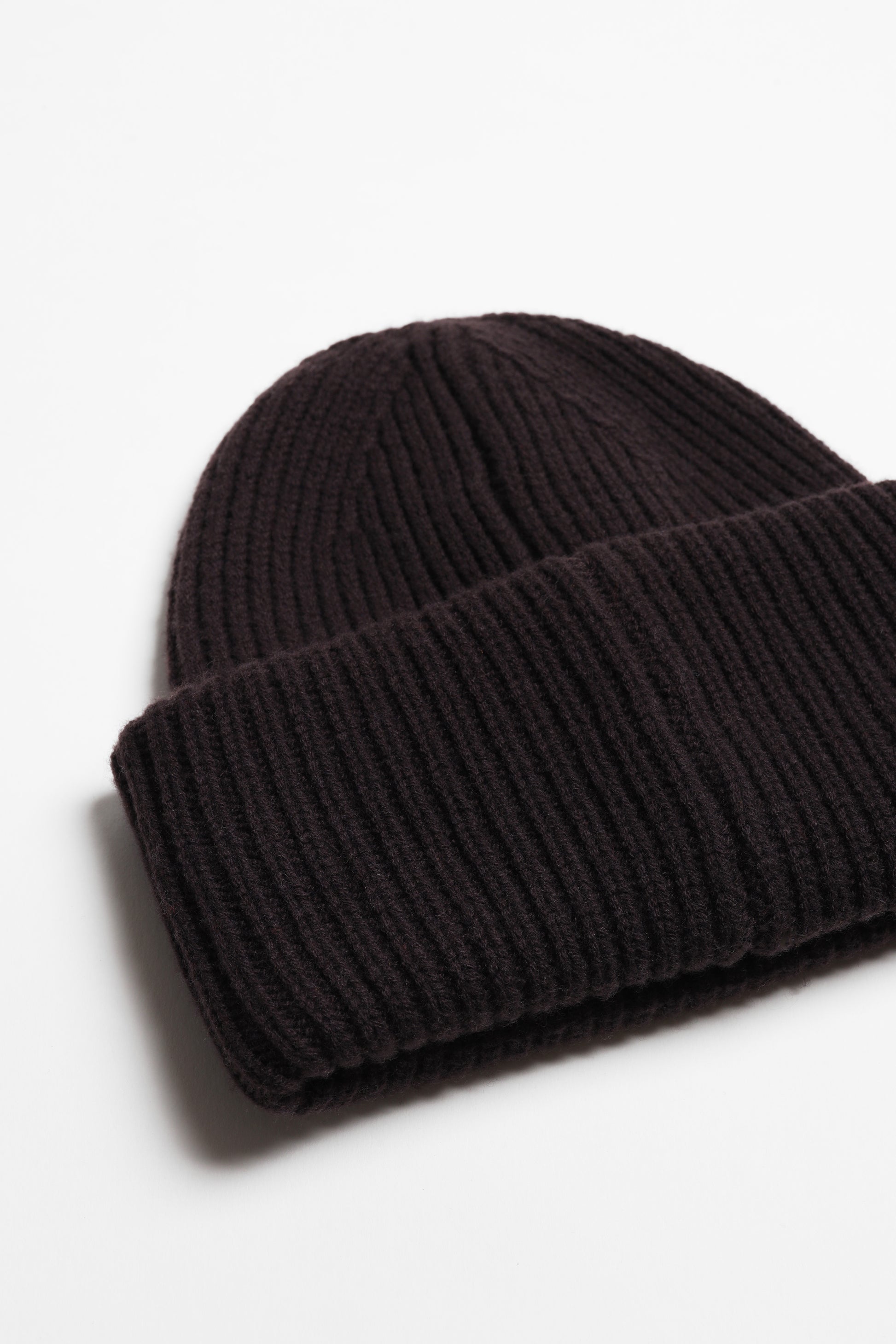 Mütze Aspen in Dark Walnut Ladneri