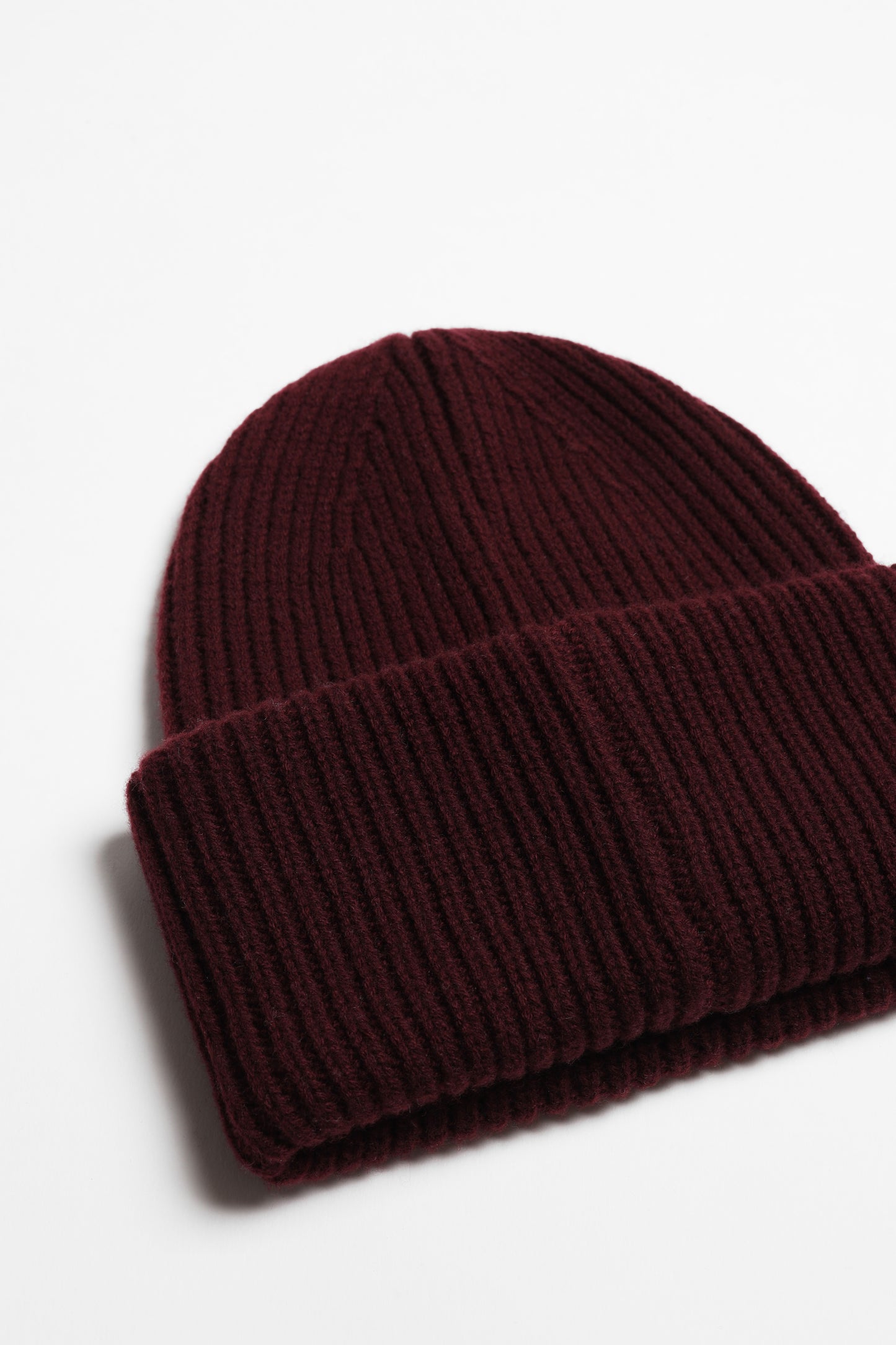Mütze Aspen in Garnet Jewel Ladneri