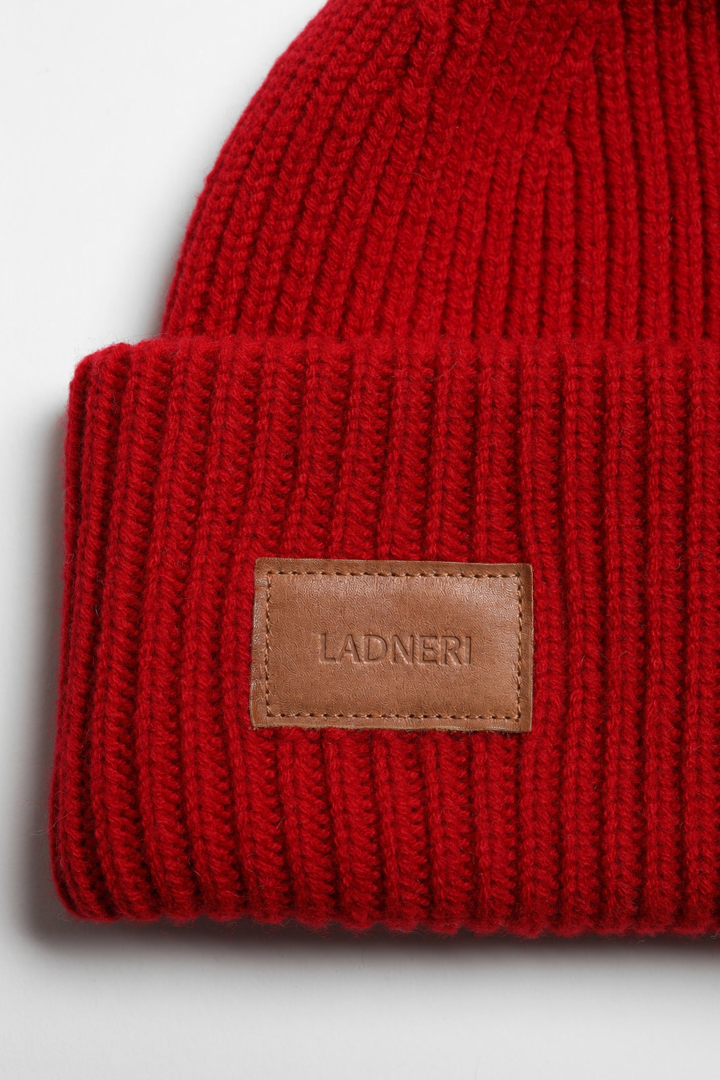 Mütze Aspen in Poppy Blaze Ladneri