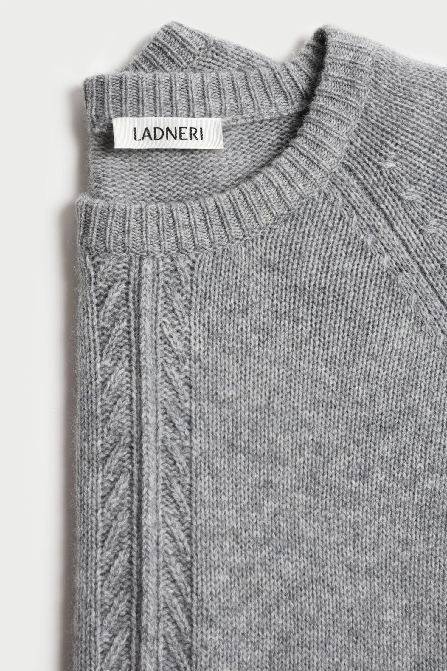 Pullover Alune in Knitted Stone Ladneri