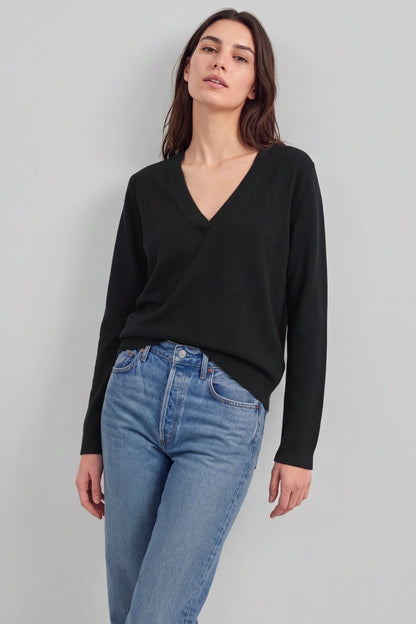 Pullover Pizzo in Schwarz Ladneri – Model ist 1,78 m groß und trägt Gr. S