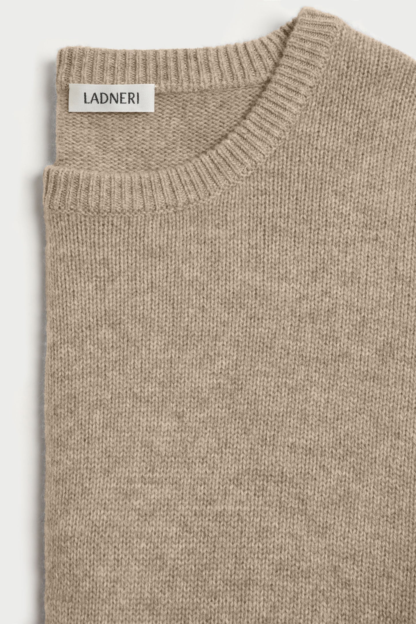 Pullover Slush in Golden Oat Ladneri