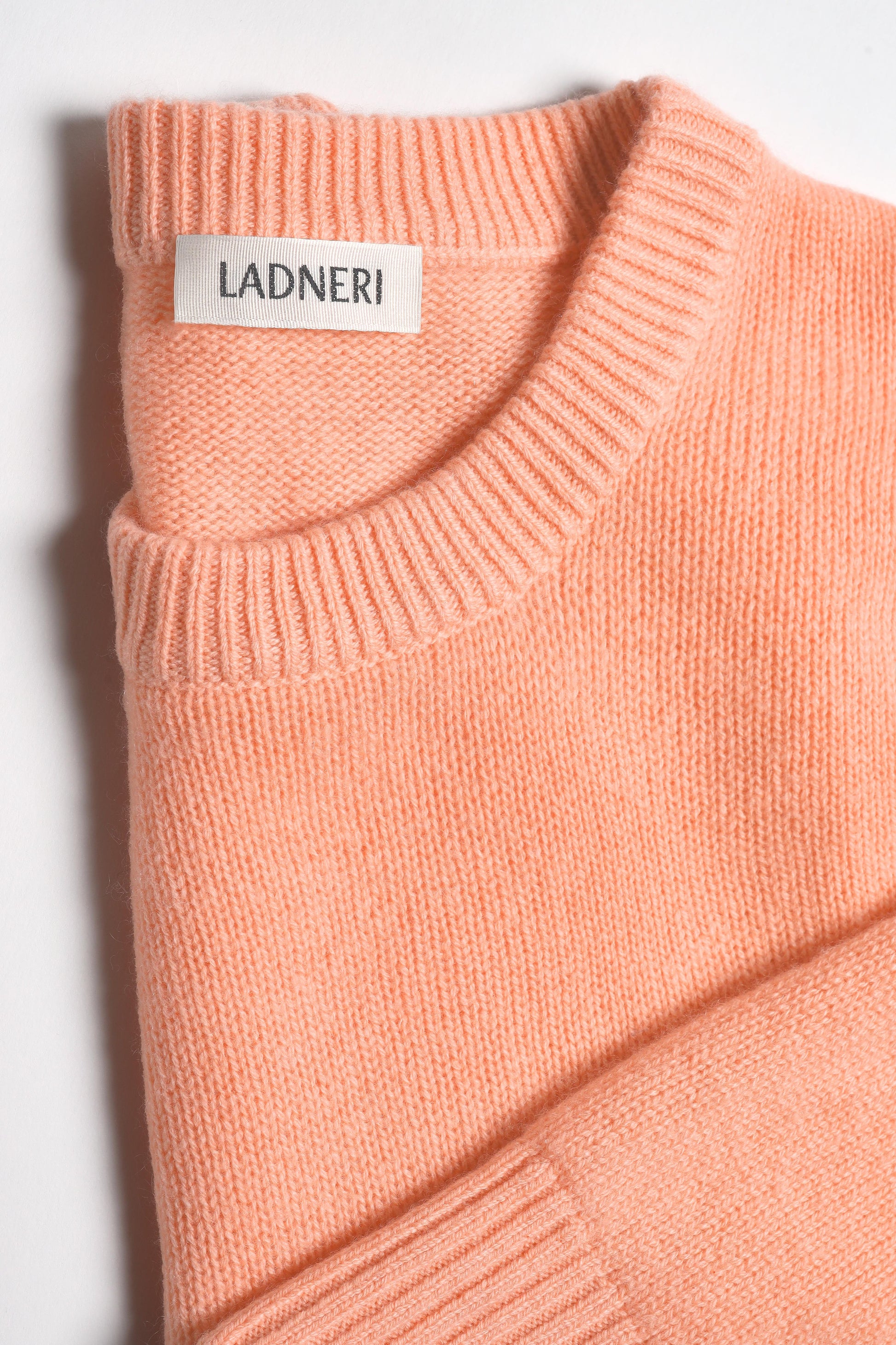 Slush Soleil Sweater in Shrimp – Ladneri 