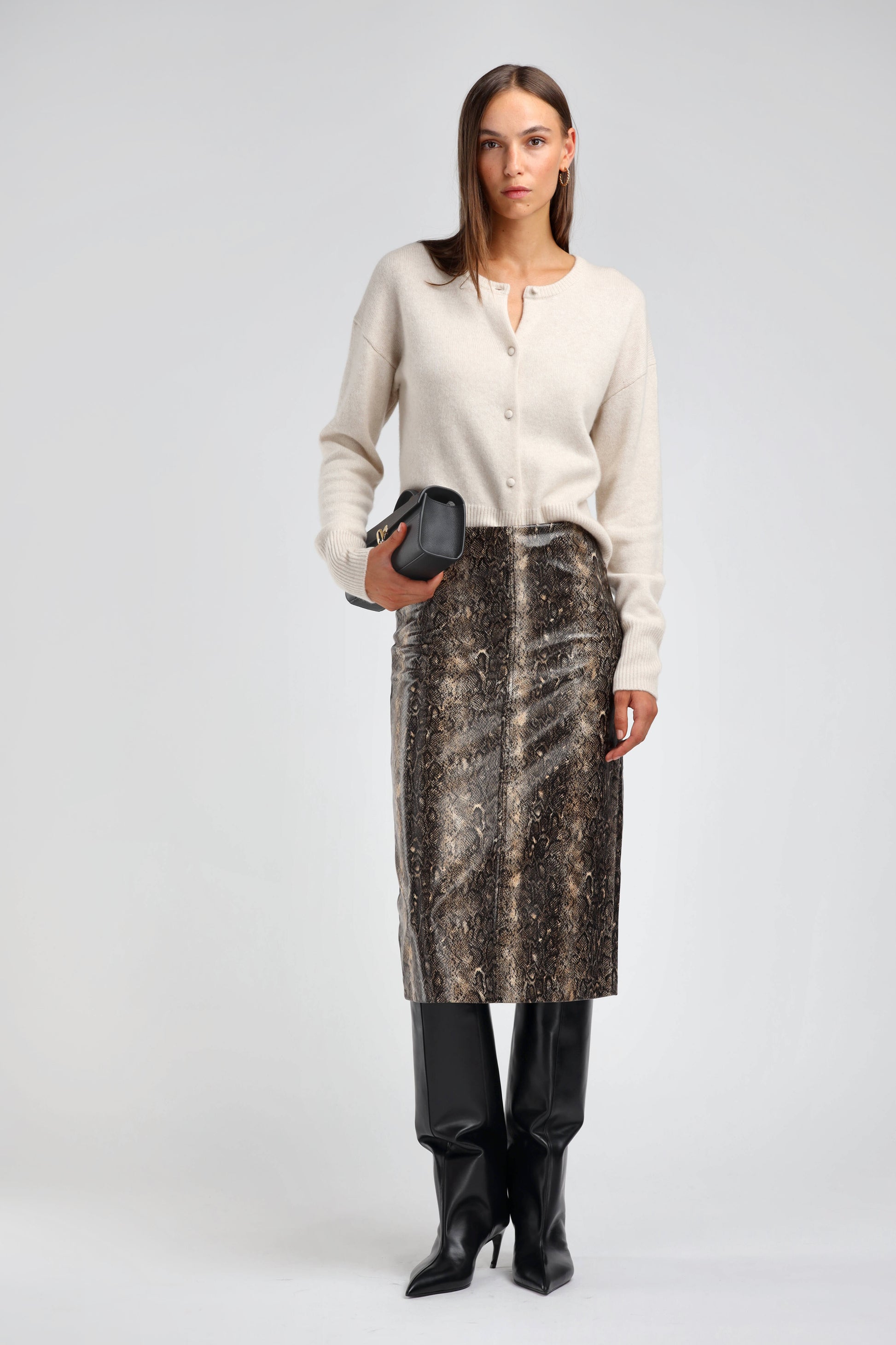 Rock Cuir in Snake Ladneri