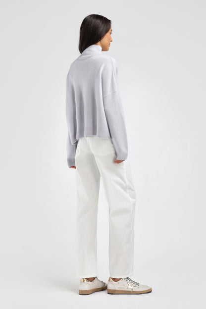 Royal Soleil Turtleneck Sweater in Moonstone – Ladneri