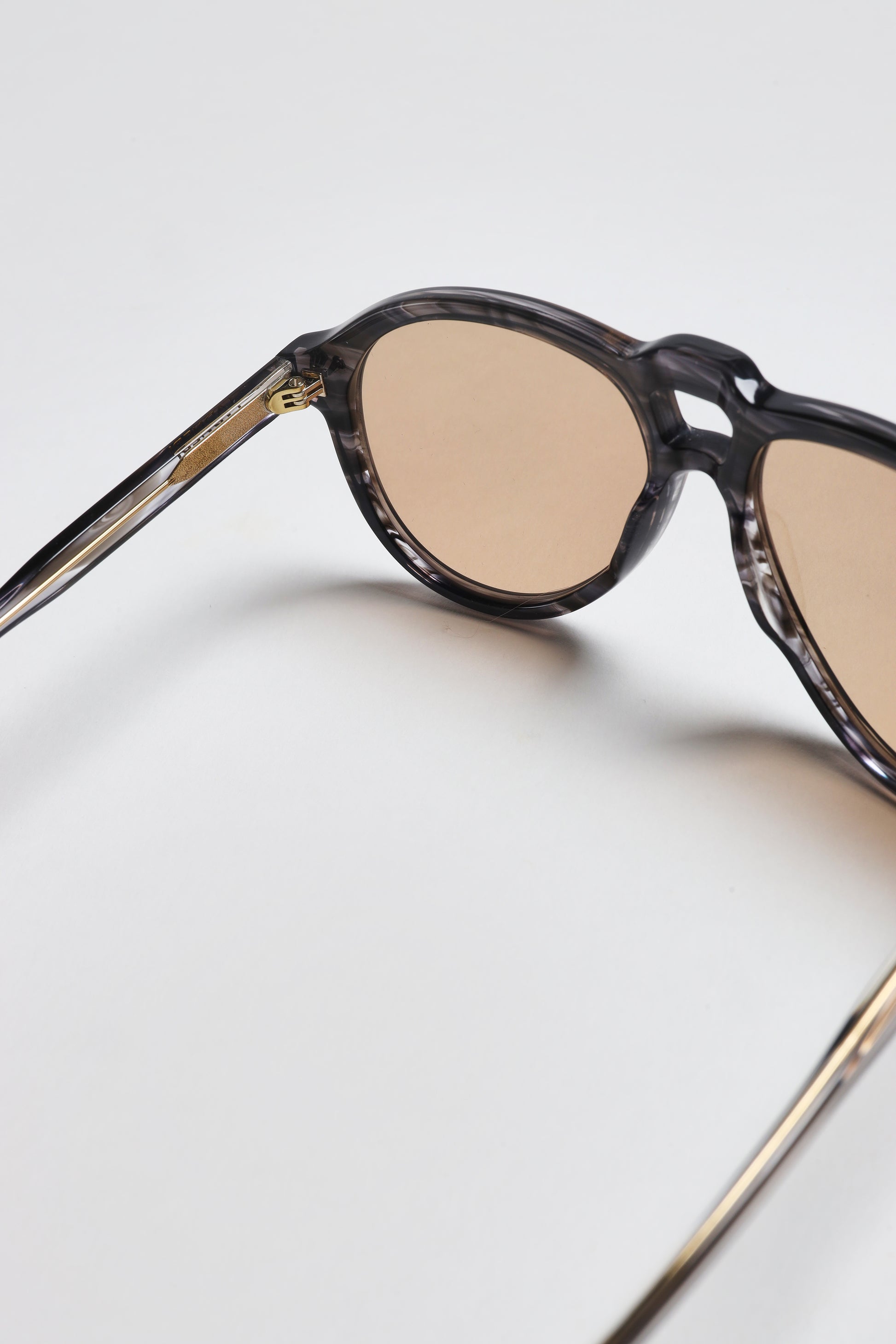 Sonnenbrille Jean in Grau Ladneri