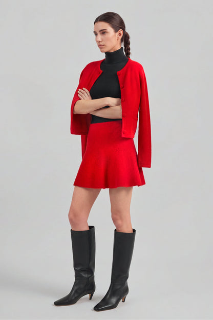 Strick Set in Cranberry Ladneri – Model ist 1,78 m groß und trägt Gr. S