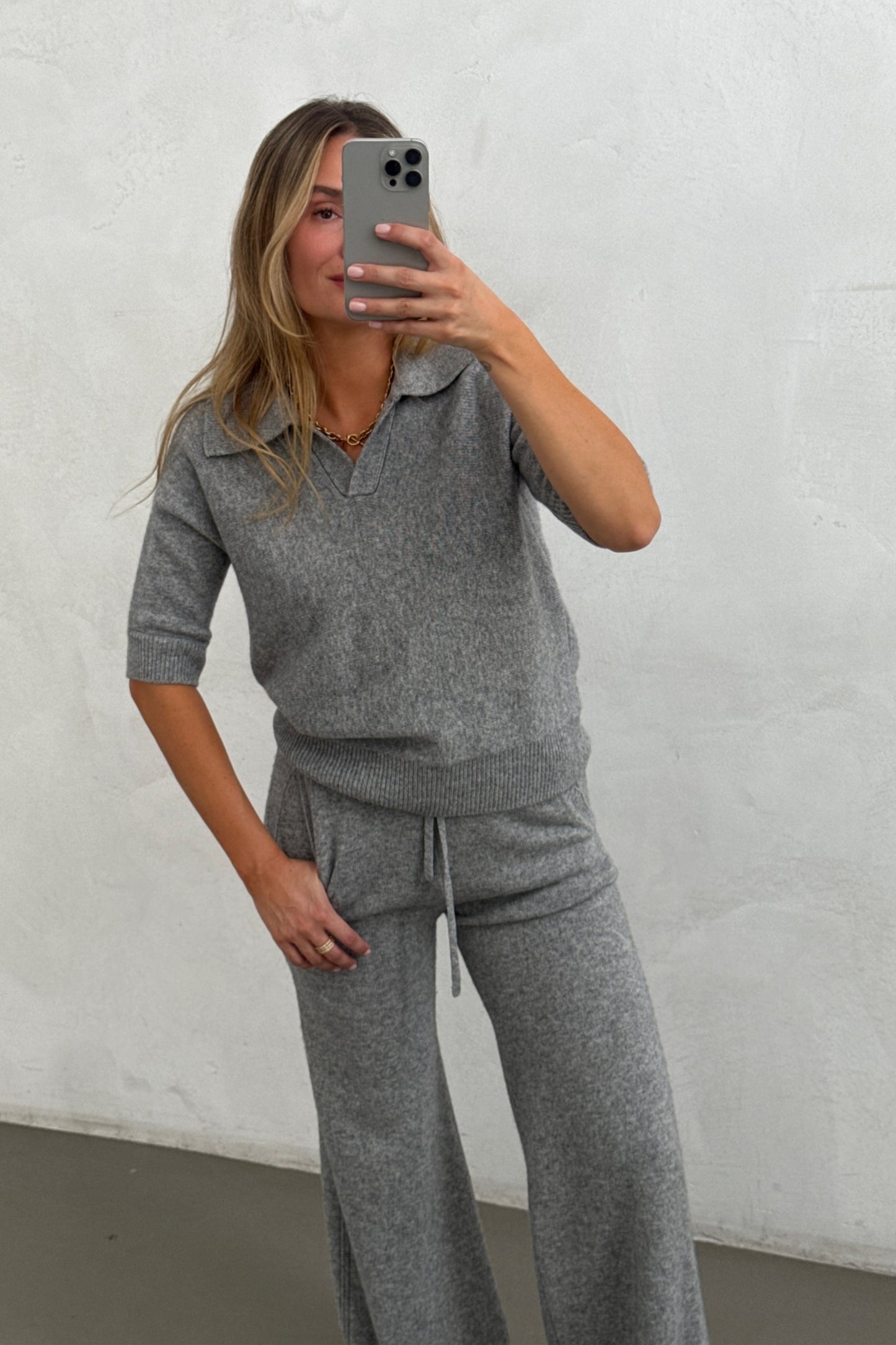 Strickshirt Niam in Knitted Stone Ladneri