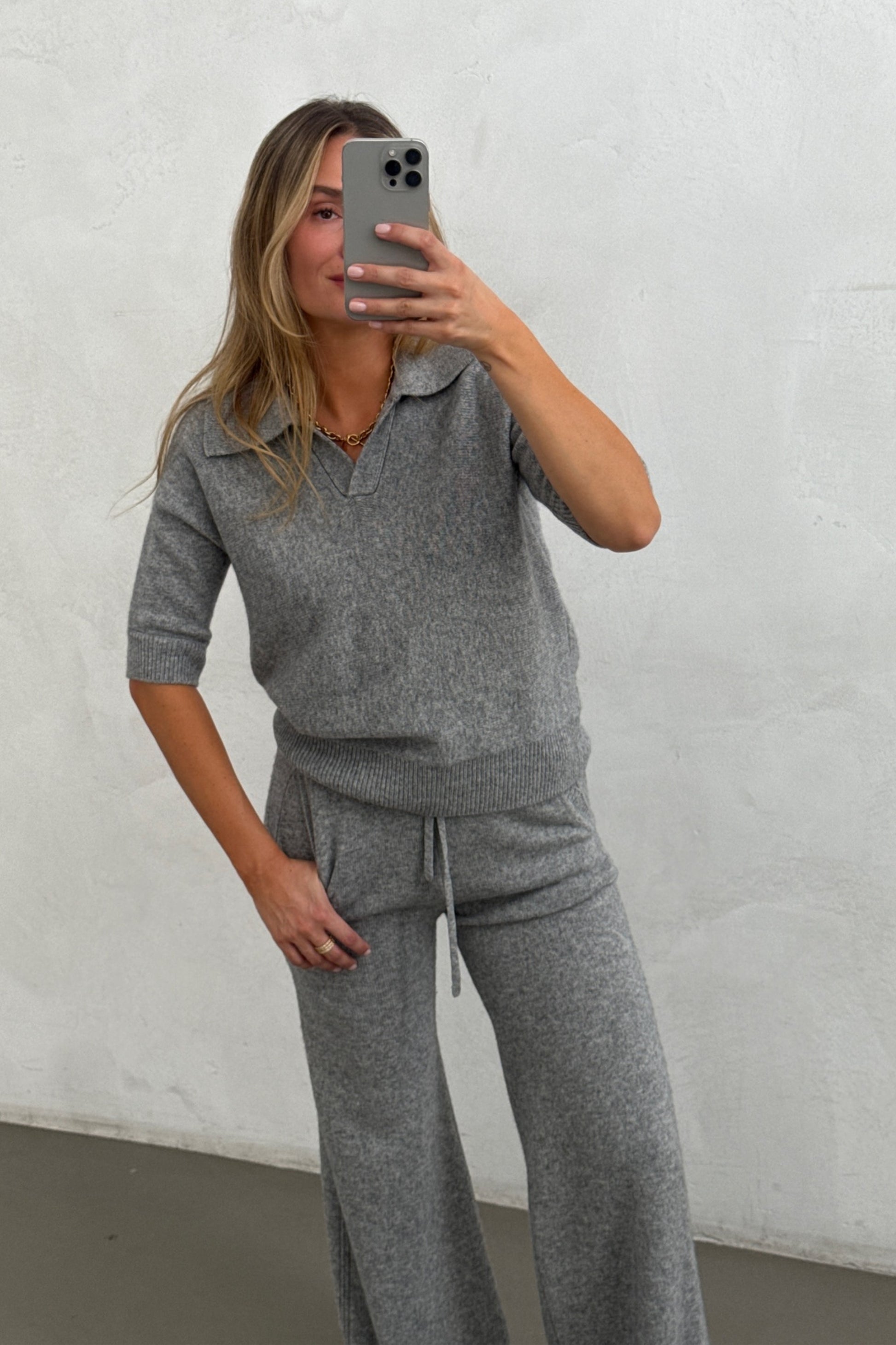 Strickshirt Niam in Knitted Stone Ladneri