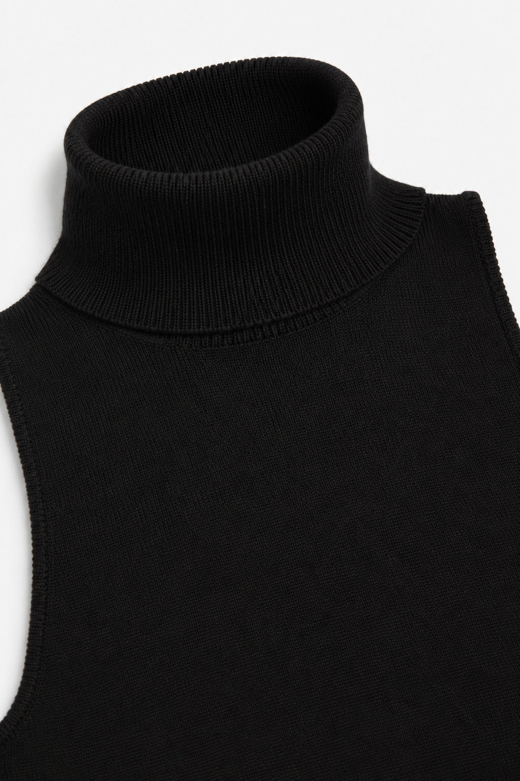 Stricktop Elara in Schwarz Ladneri