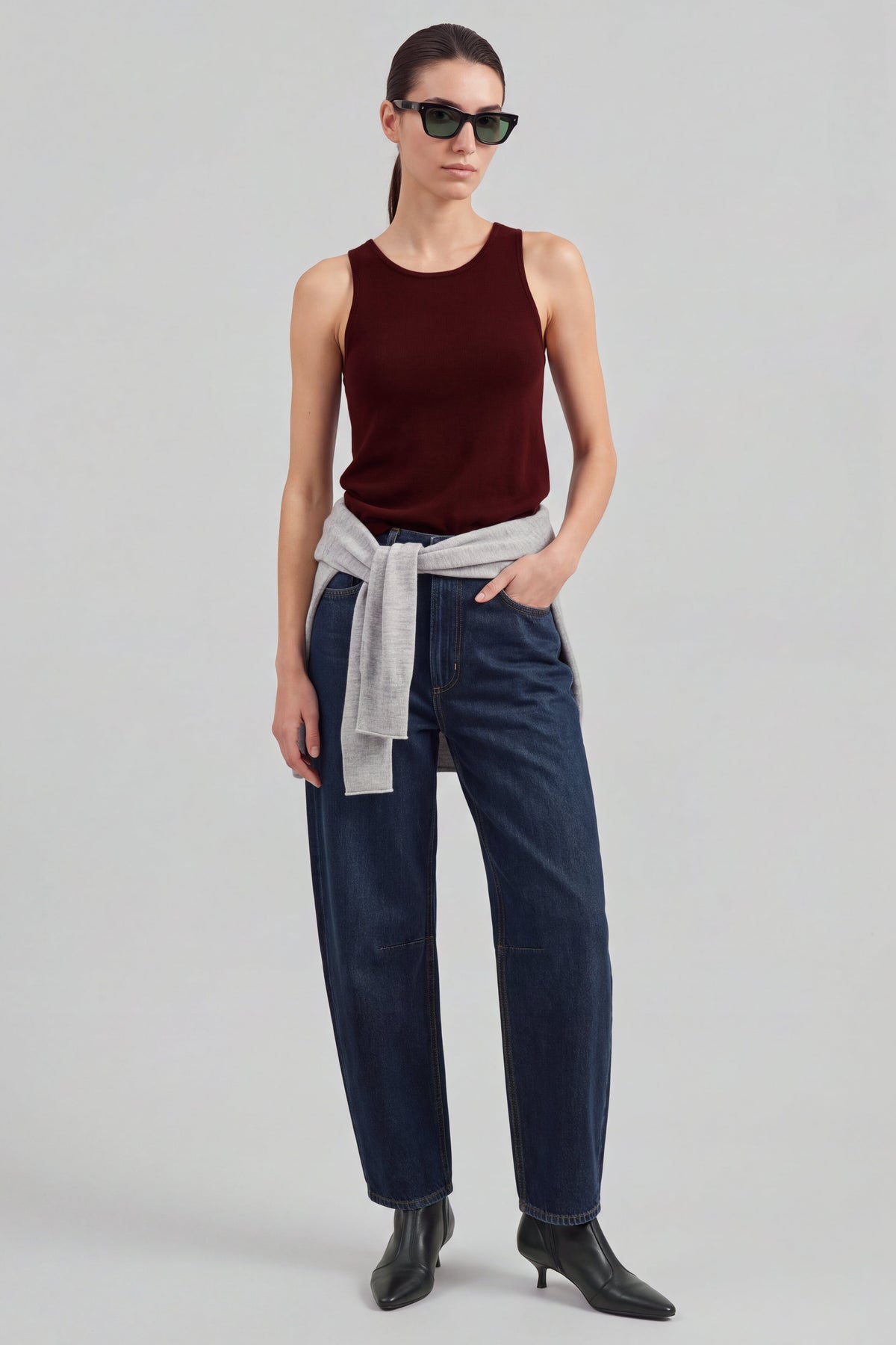 Stricktop Elou in Wine Ladneri – Model ist 1,78 m groß und trägt Gr. S