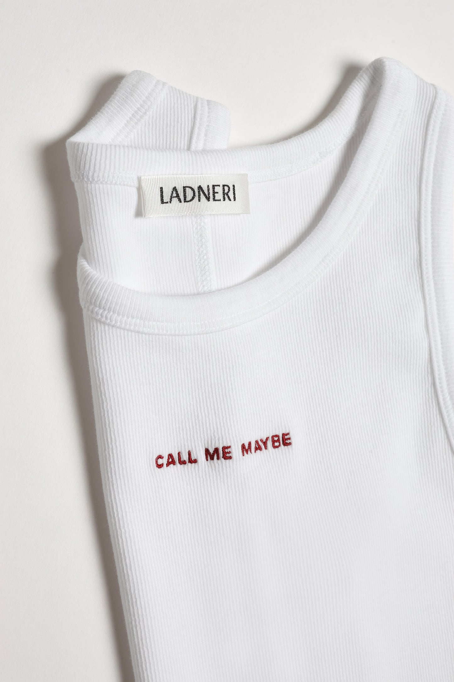 La Coeur Embroidery Tank Top in White – Ladneri 