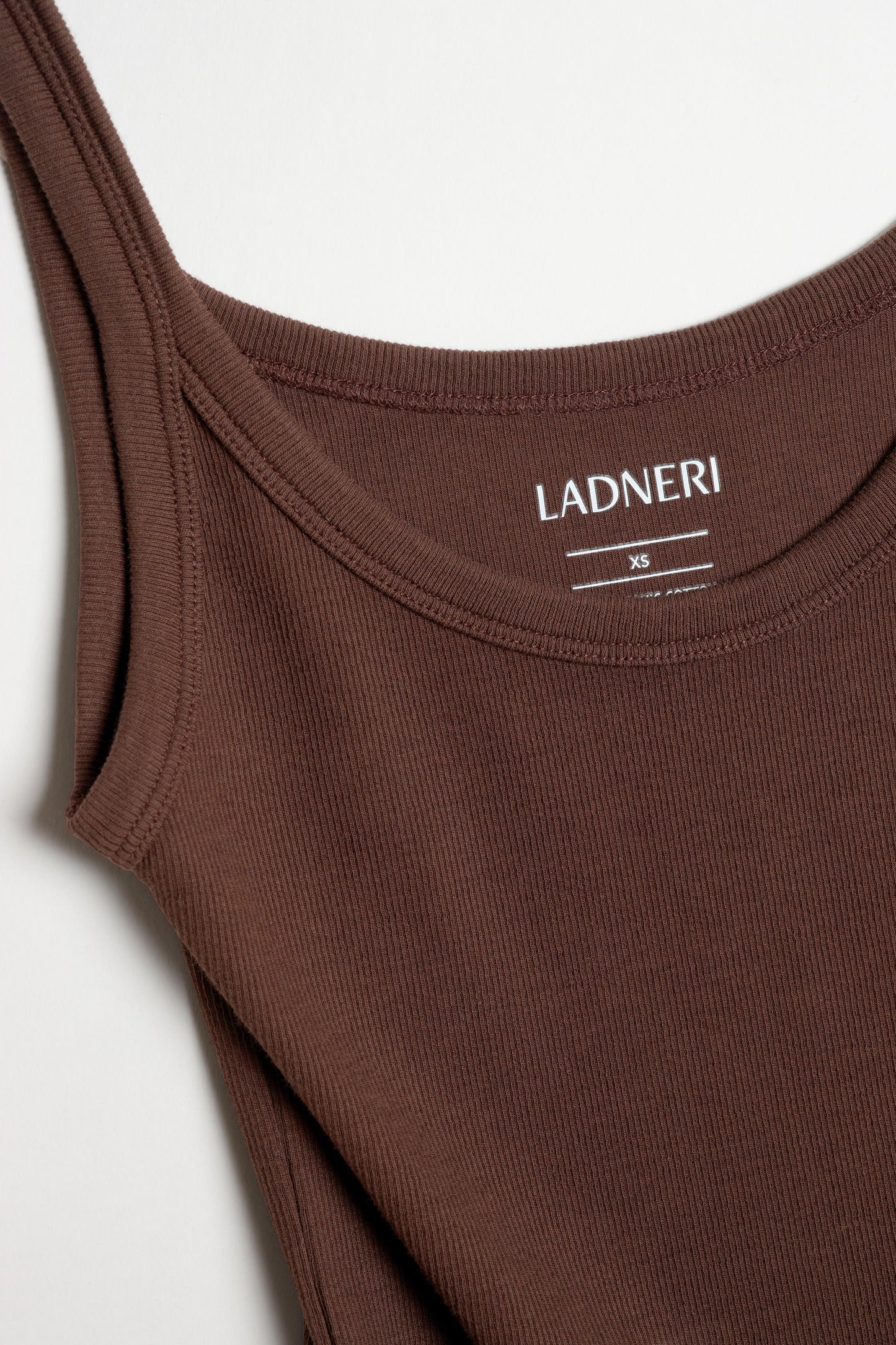 Le Mans Tank Top in MoccaLadneri - Anita Hass