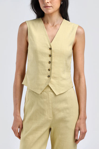 Helena Vest at Cocoon – Ladneri 