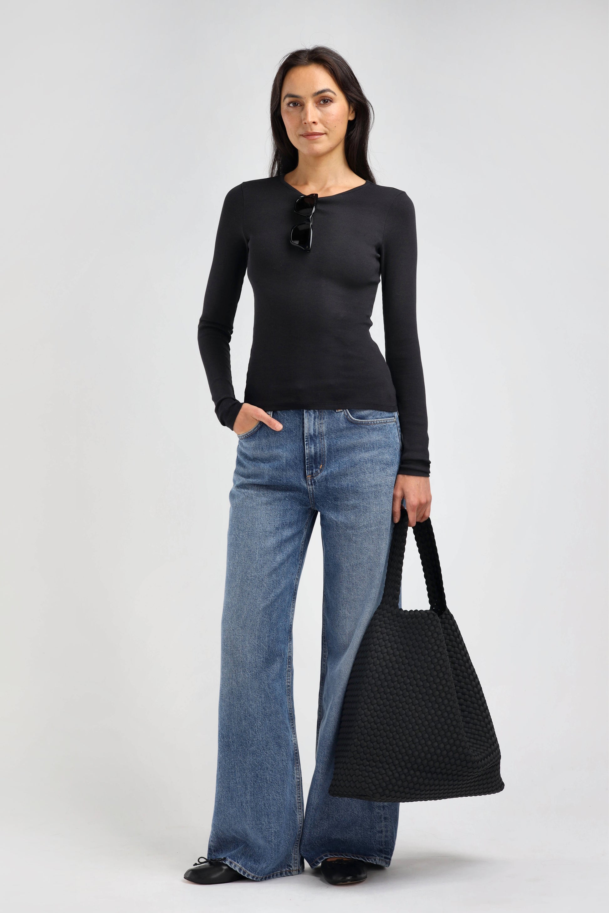 Longsleeve Line in Schwarz – Ladneri