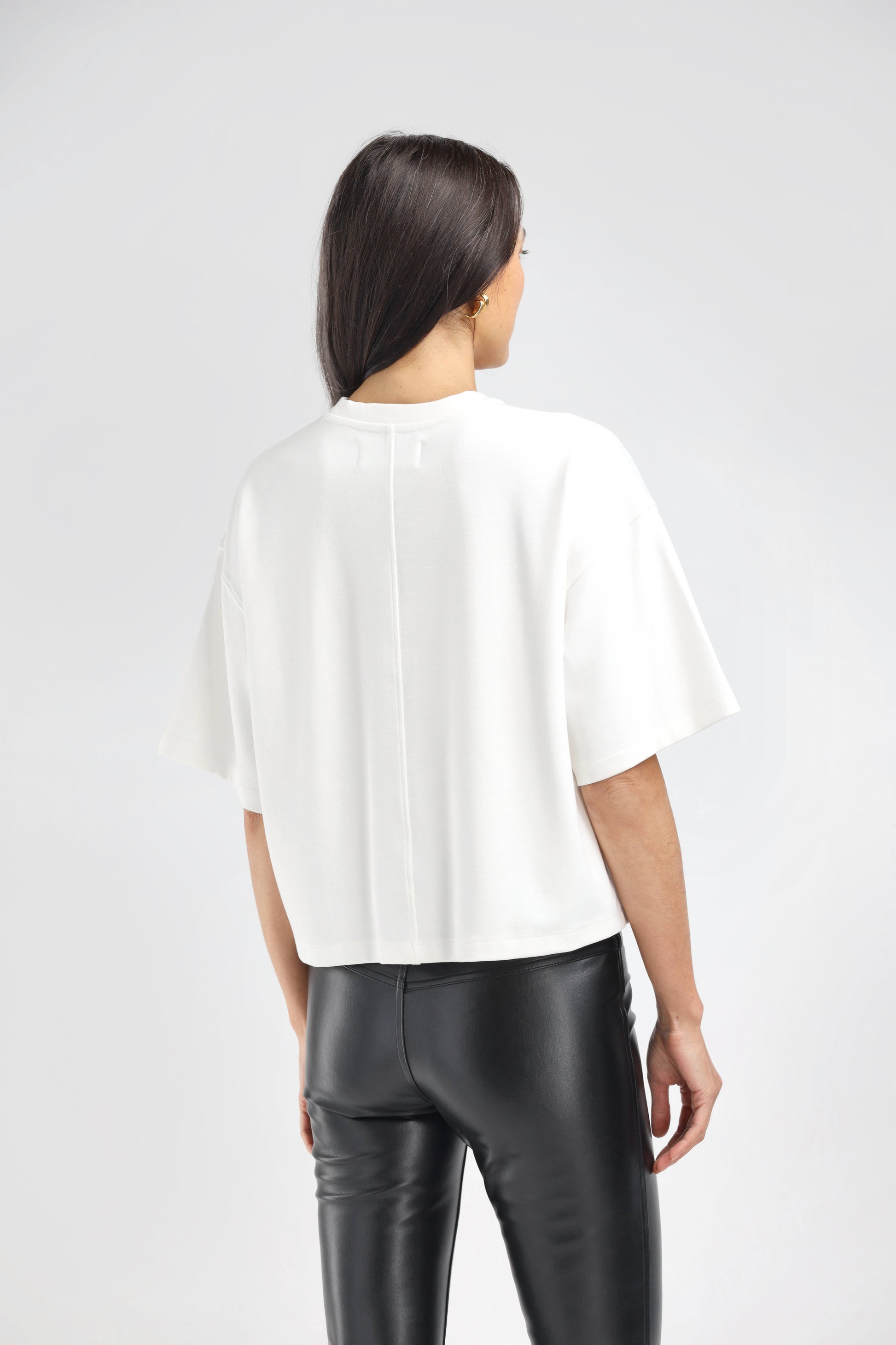 T-Shirt Elodie Embroidery in Off White – Ladneri 