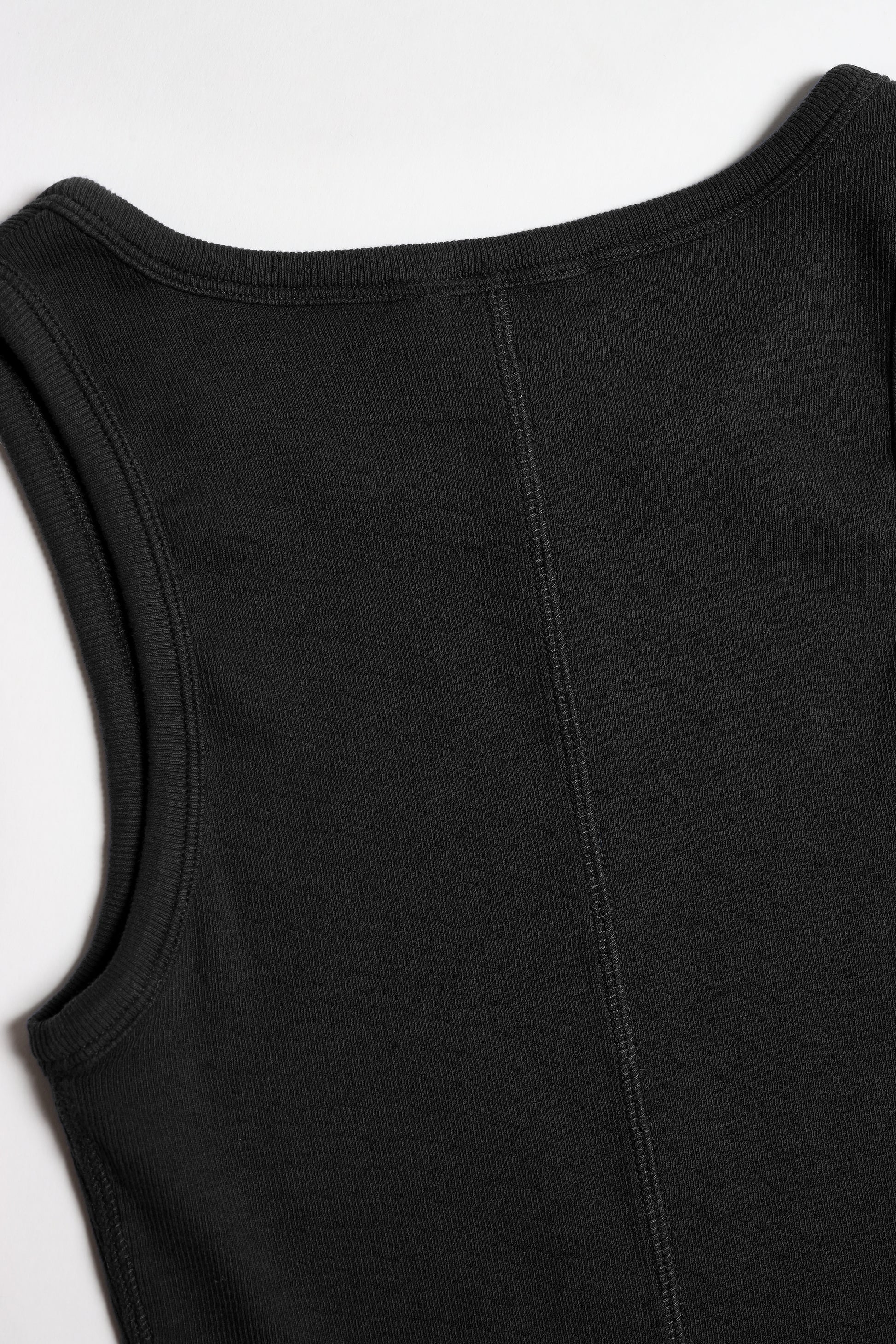 Tank Top La Coeur in Schwarz – Ladneri 