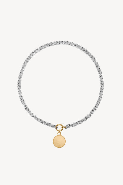 Medial Token in Gold Lilian von Trapp