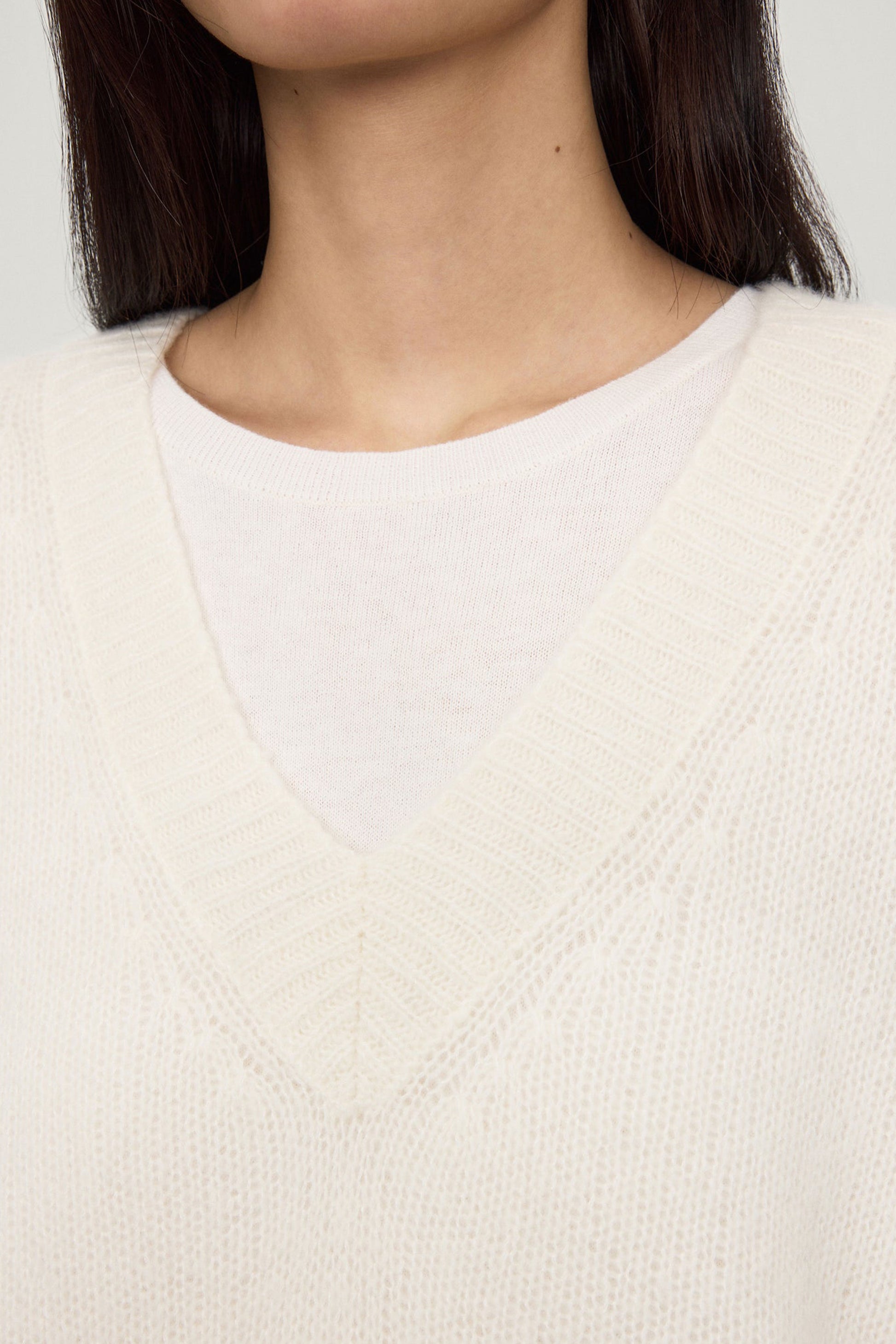 Leona Sweater in Cream by Lisa Yang - Anita Hass