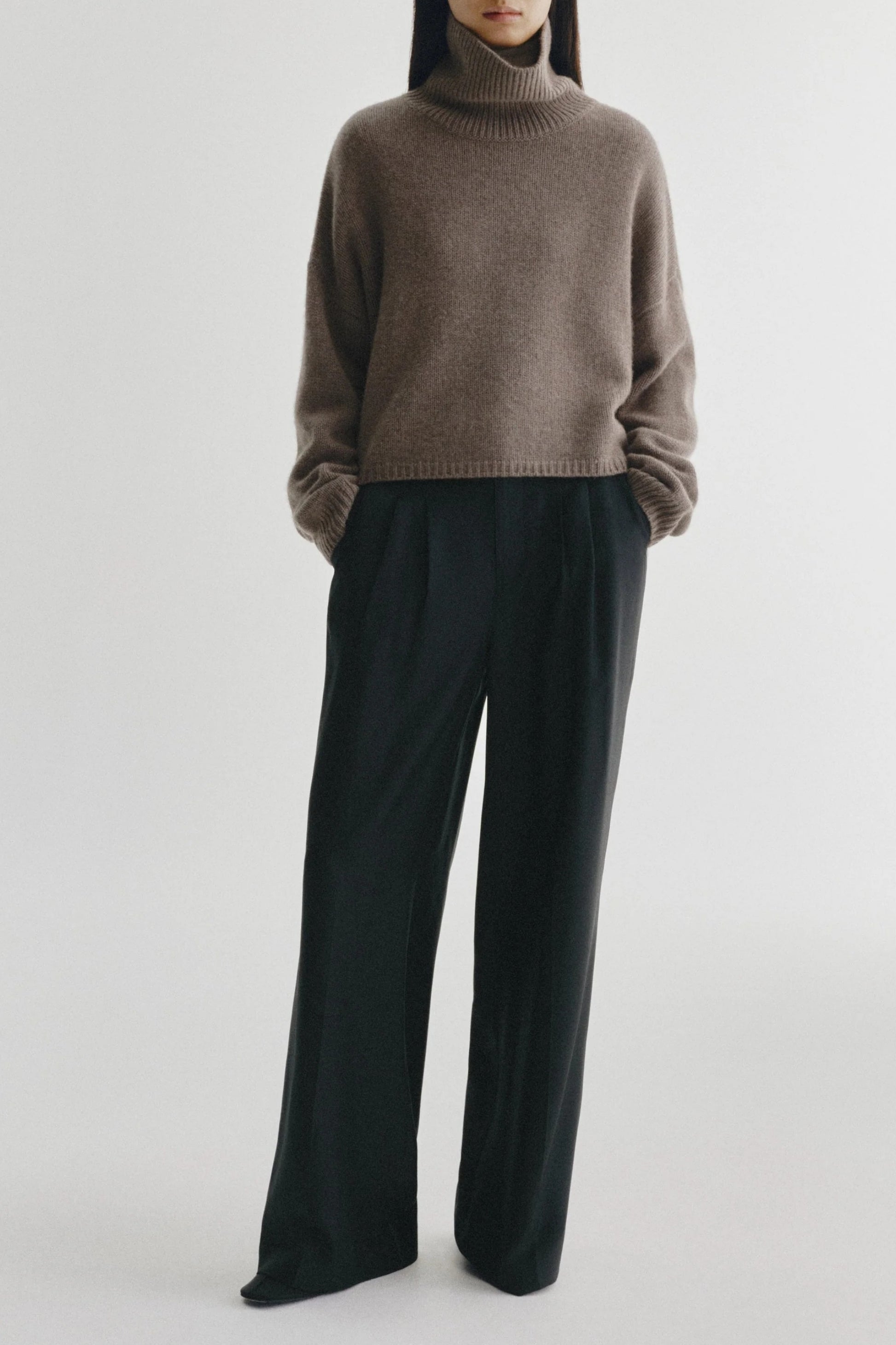 Pullover Zerlina in Truffle Lisa Yang